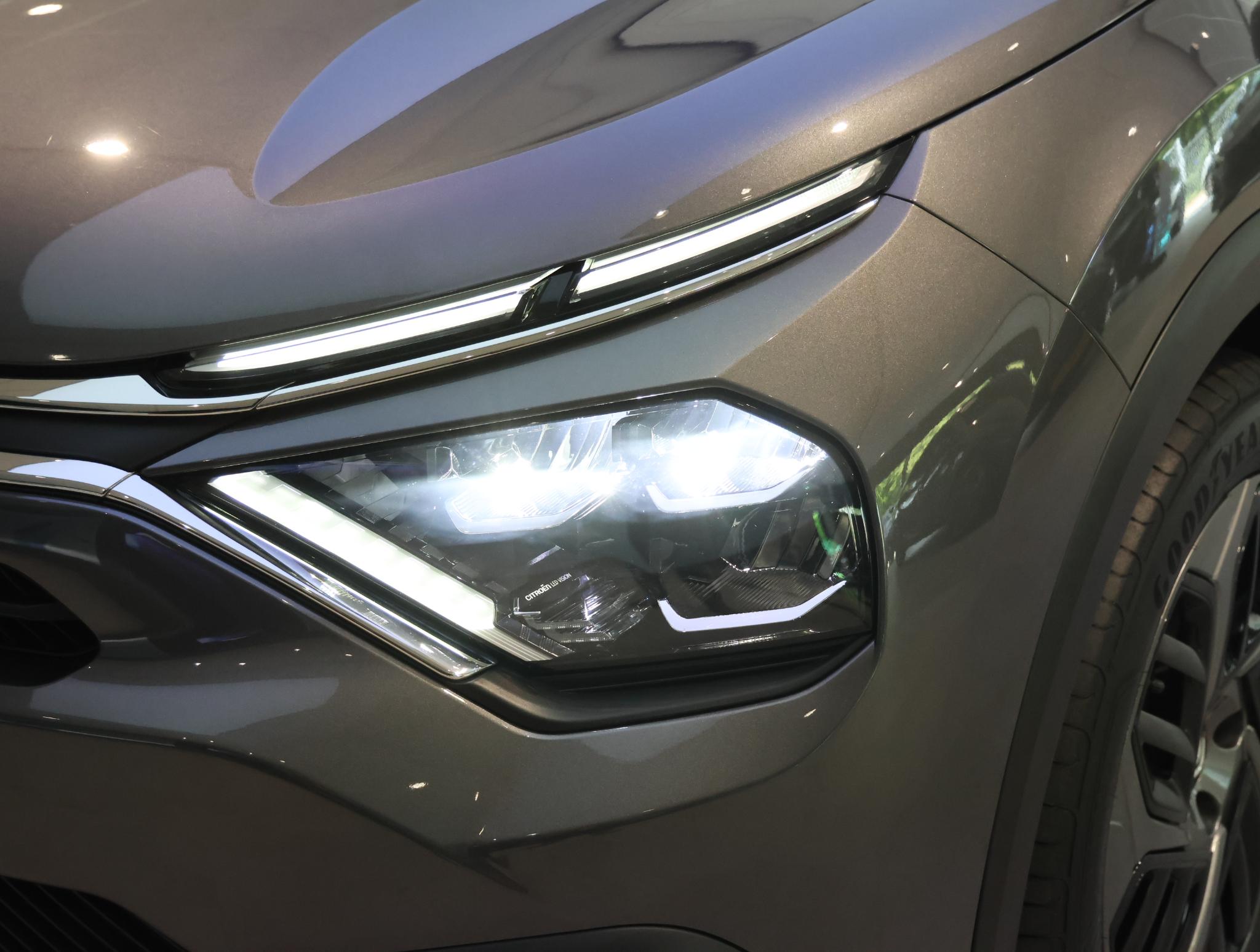 Foto van Citroen E-c4
