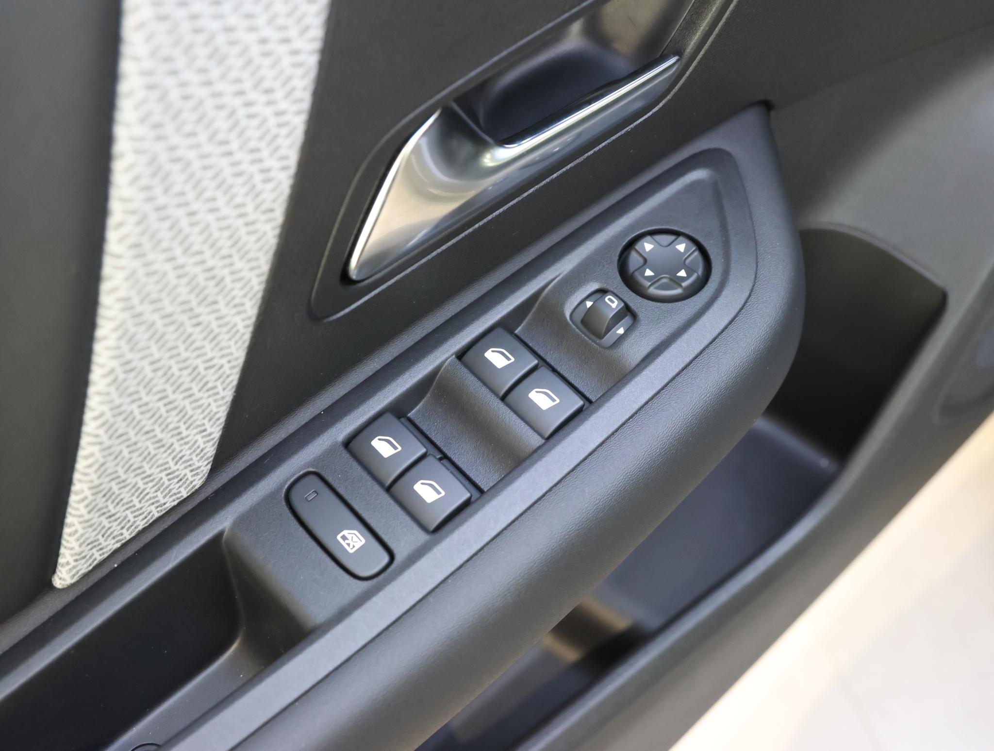 Foto van Citroen E-c4