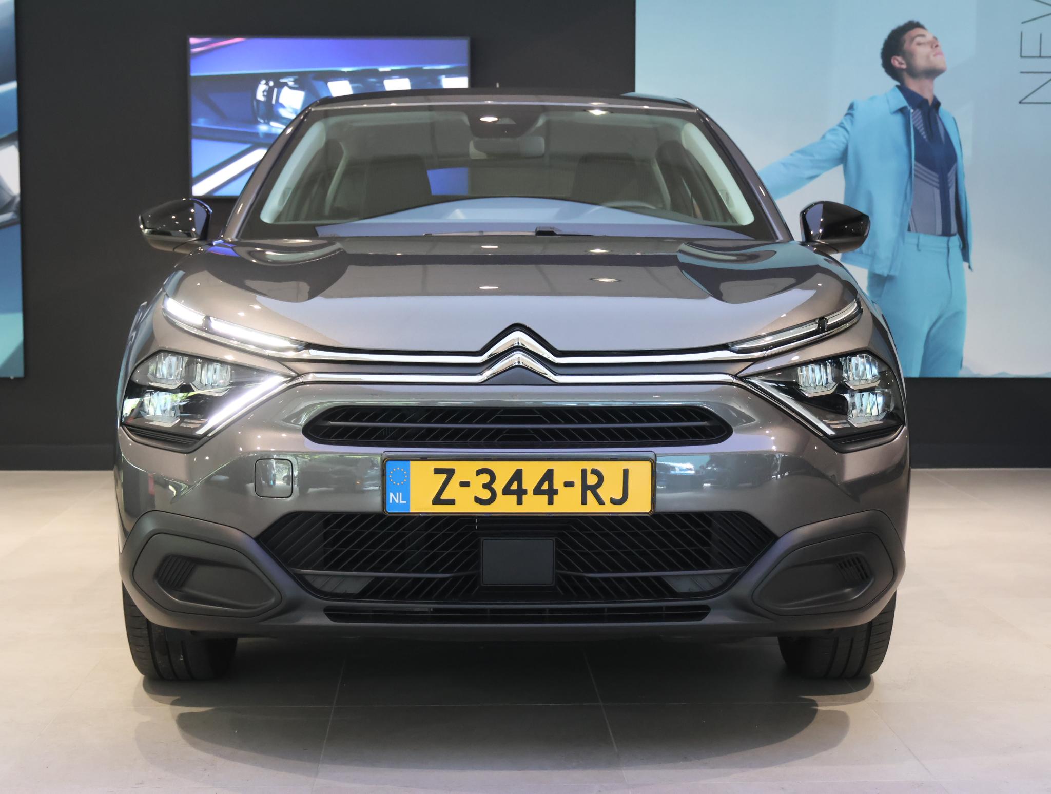 Foto van Citroen E-c4