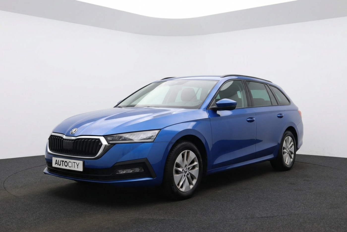 Skoda Octavia Ambition 1.0 TSI l Automaat l Carplay l Cruise 2021 - voorkant