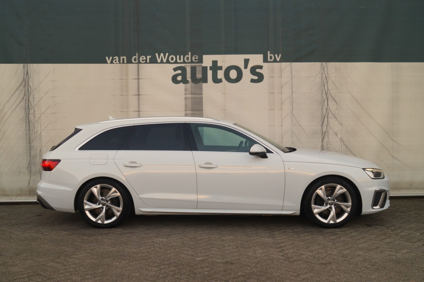 Foto van Audi A4