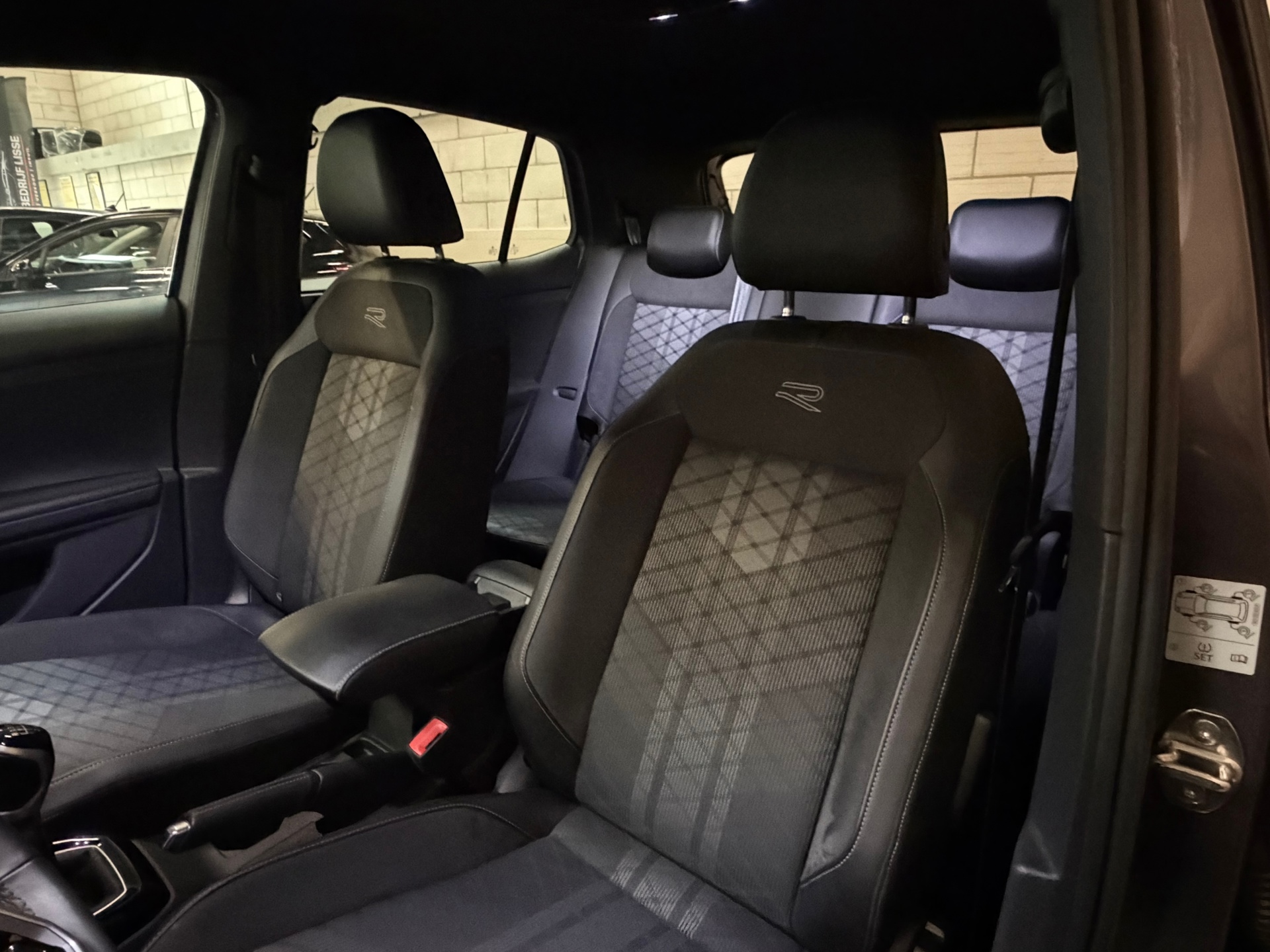 Foto van Volkswagen T-cross
