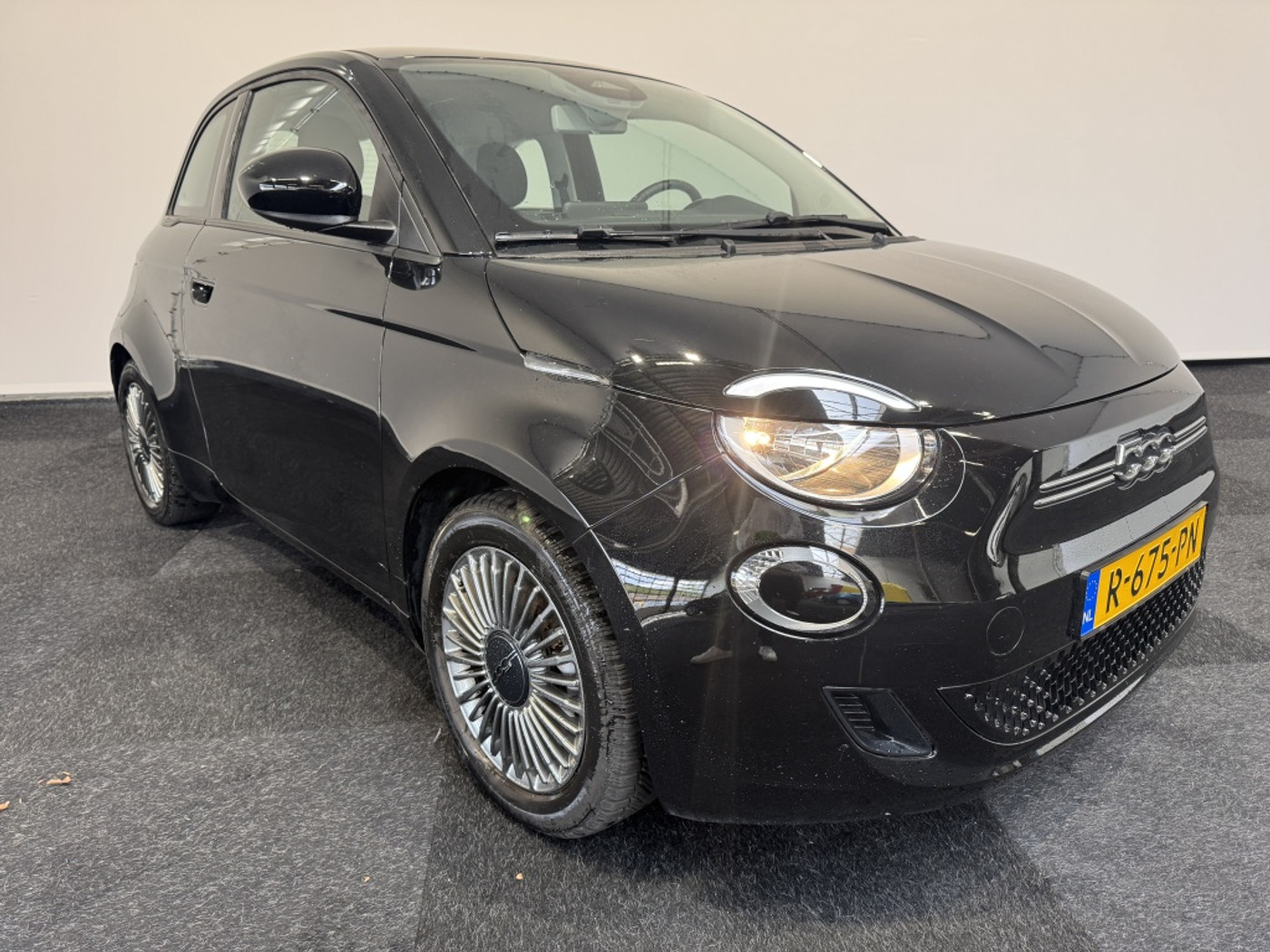 Fiat 500 42kWh Urban 2022 - voorkant