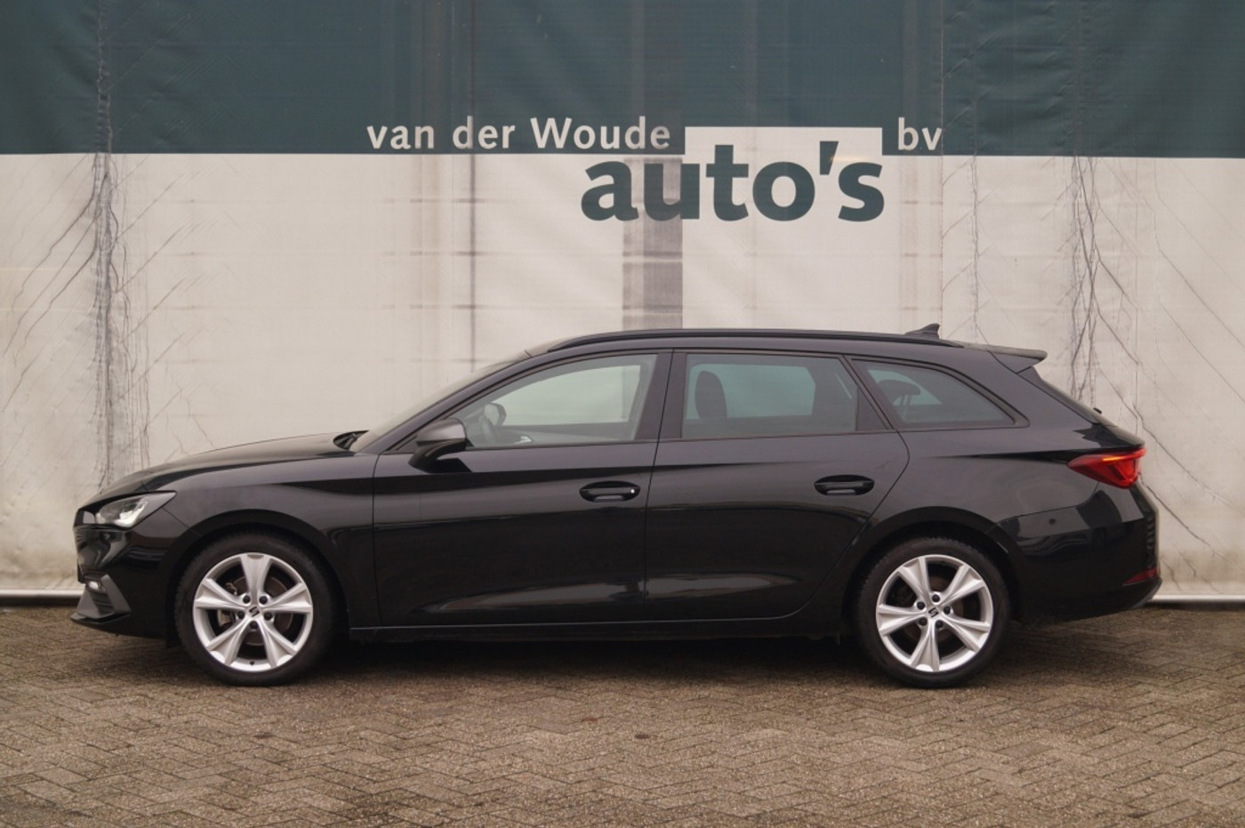 Seat Leon 1.5 TSI FR Business Intense 2021 - voorkant
