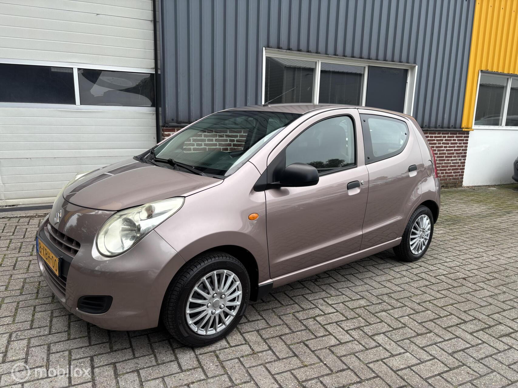 Foto van Suzuki Alto