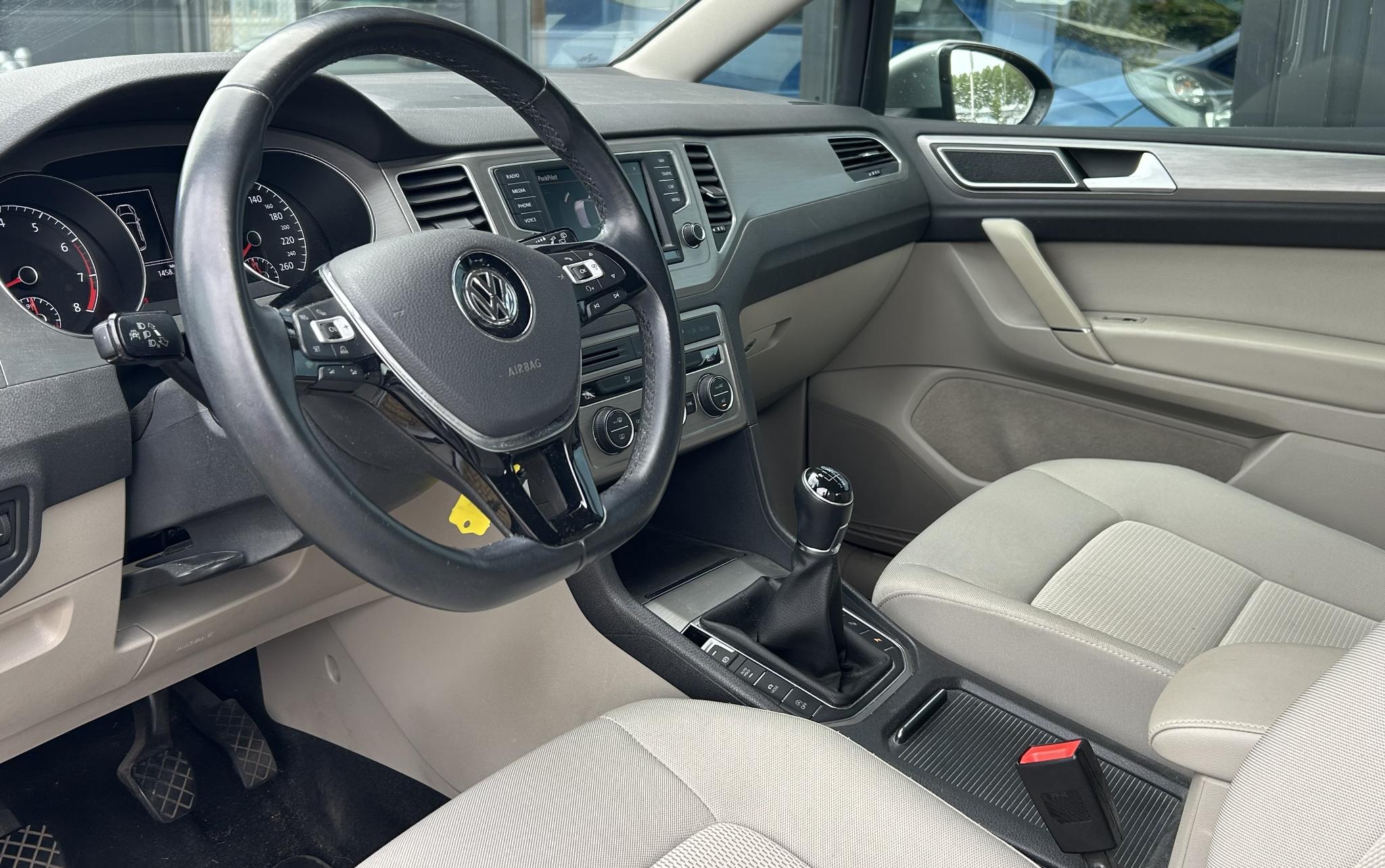Foto van Volkswagen Golf Sportsvan