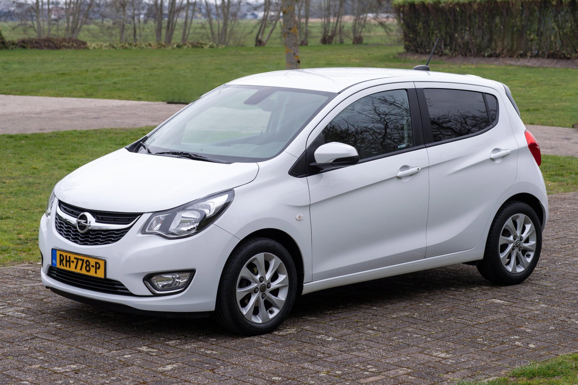 Foto van Opel Karl / Viva