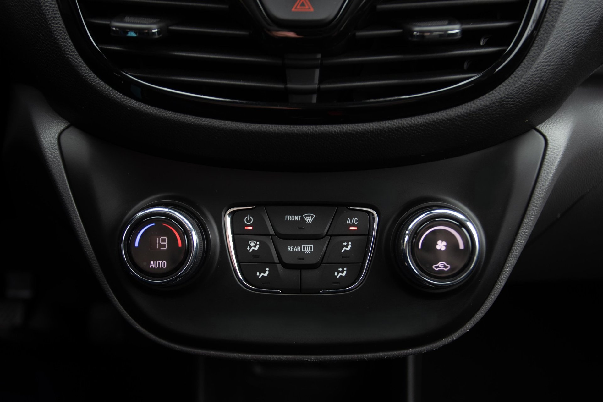 Foto van Opel Karl / Viva