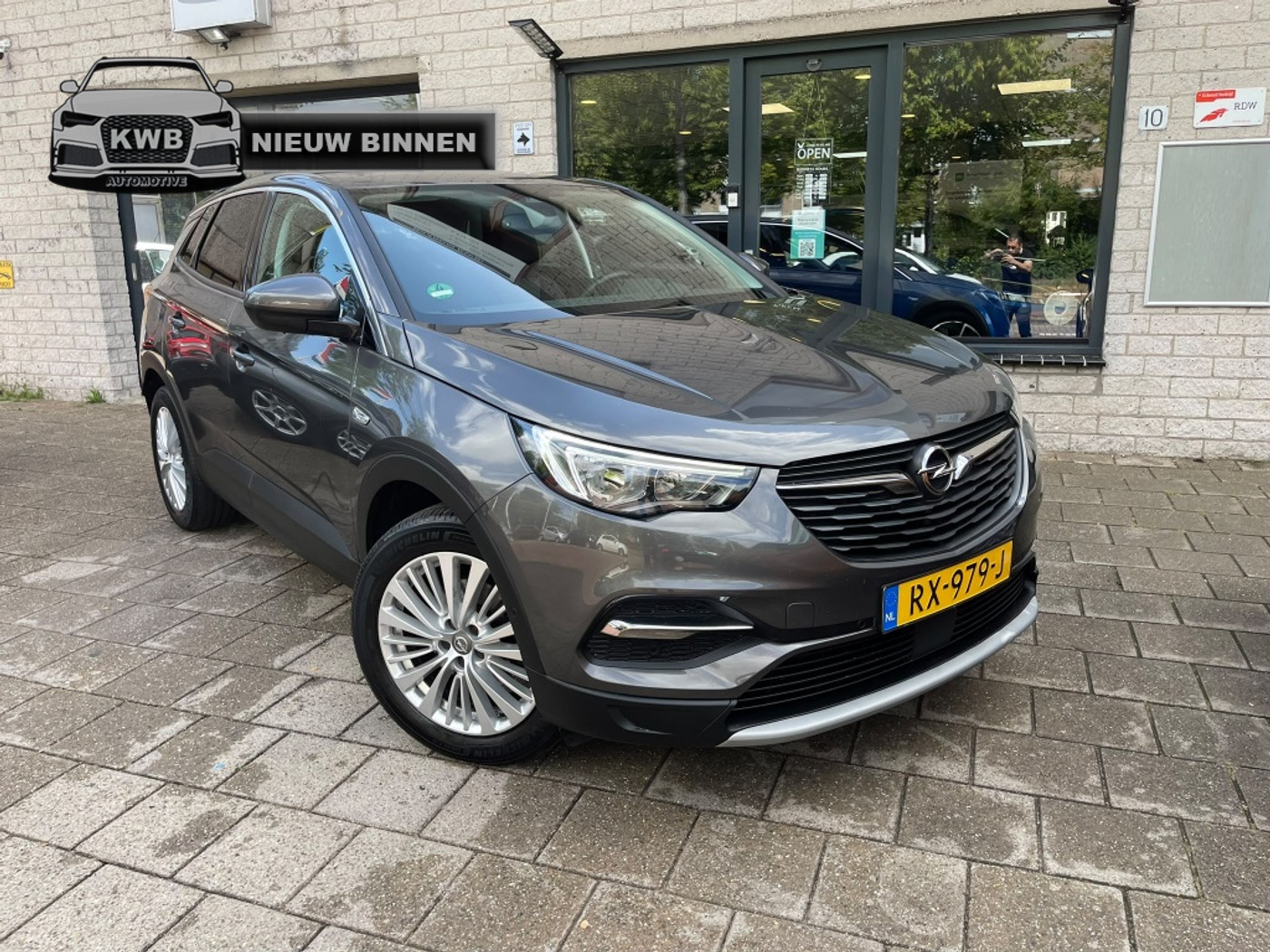 Opel Grandland X 1.2 Turbo Exec Trekhaak Distri VV Incl BTW 2018 - voorkant