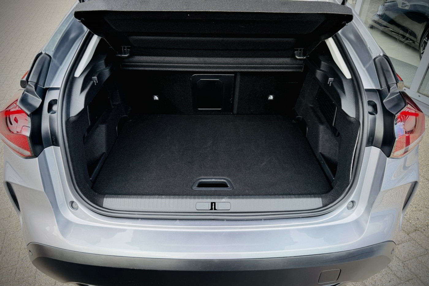 Foto van Citroen E-c4