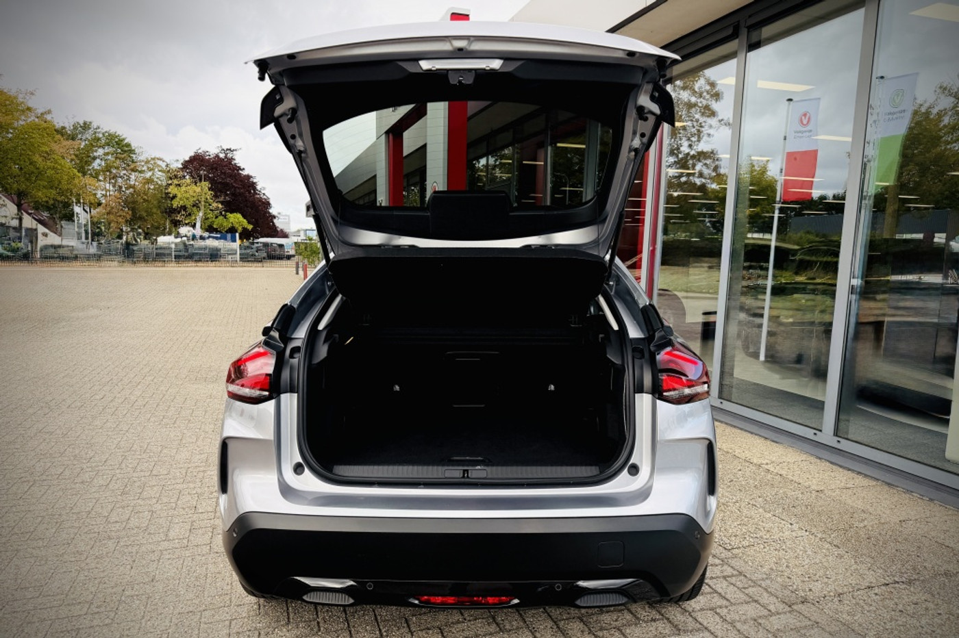 Foto van Citroen E-c4