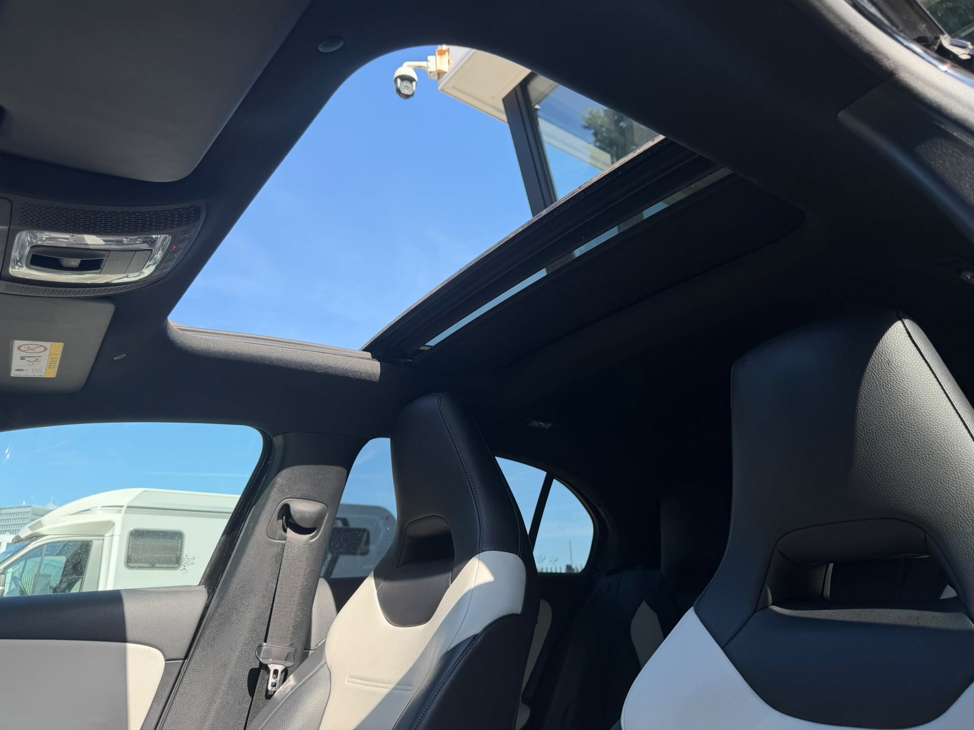 Foto van Mercedes-Benz A 220