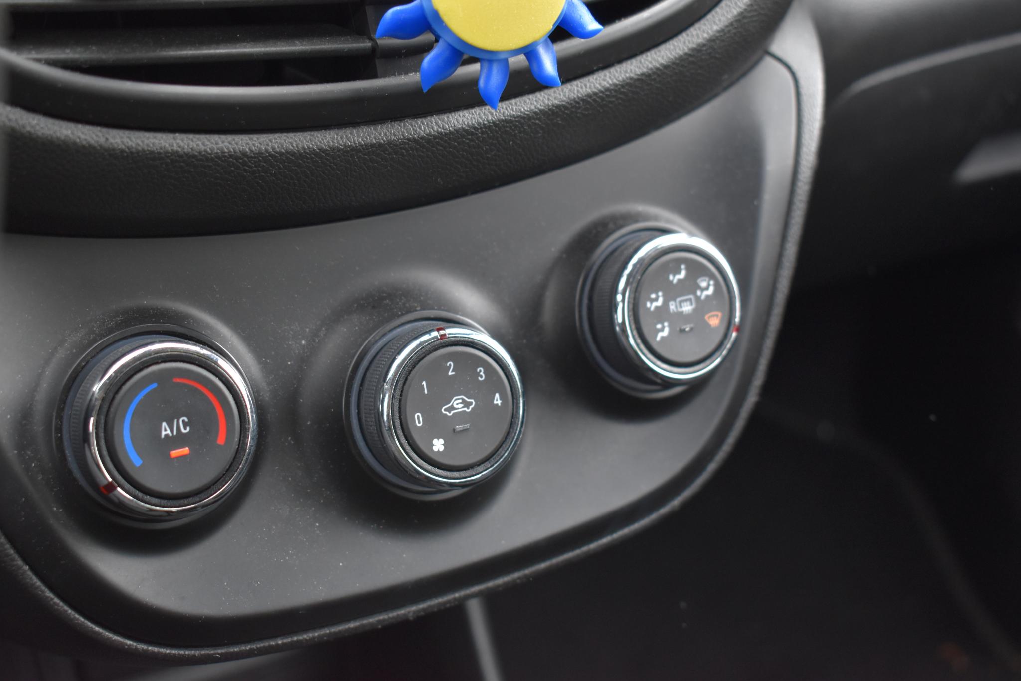 Foto van Opel Karl / Viva