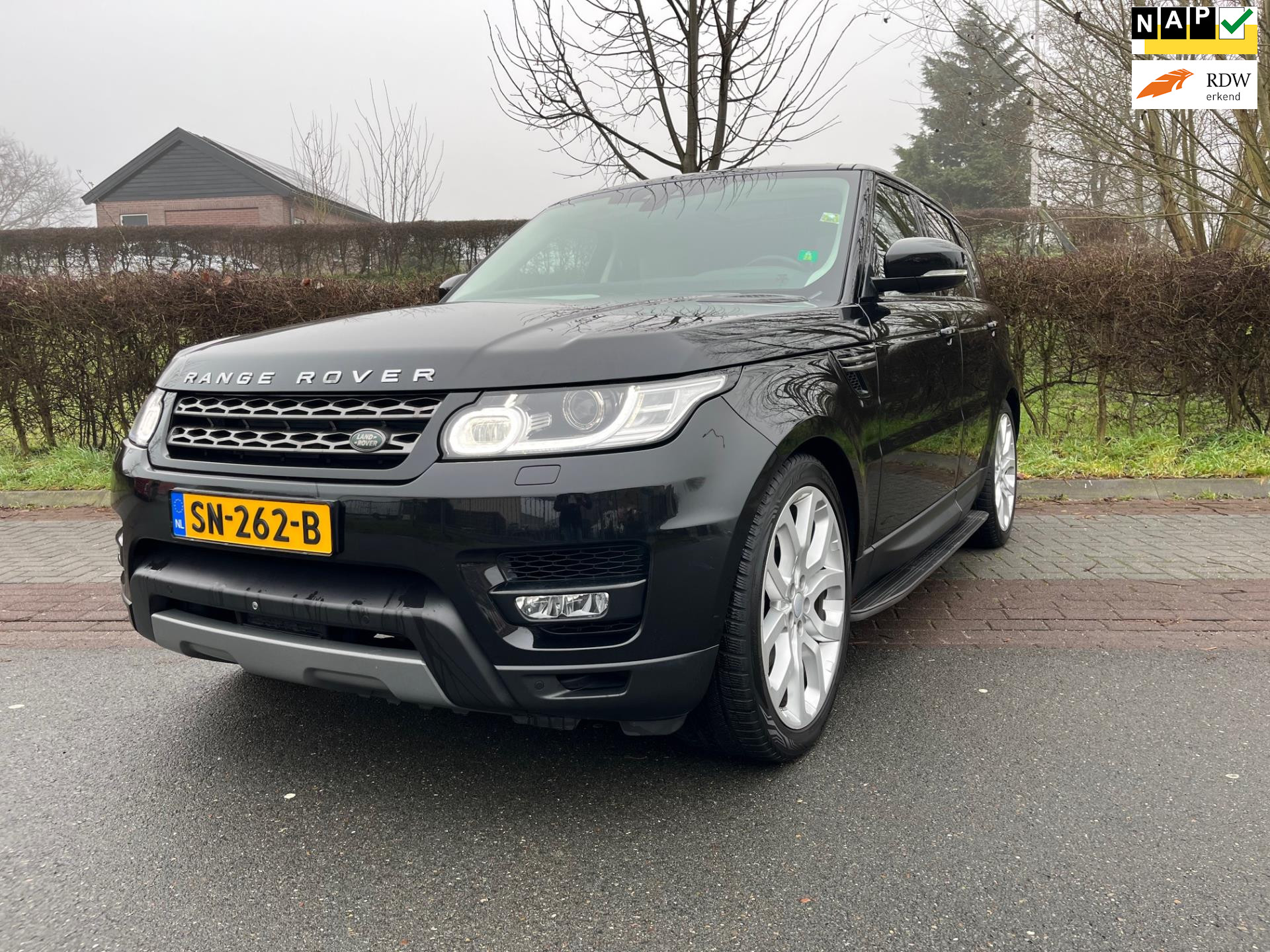 Land Rover Range Rover Sport 2.0 SD4 SE , Panodak, Leer, Automaat 2018 - voorkant
