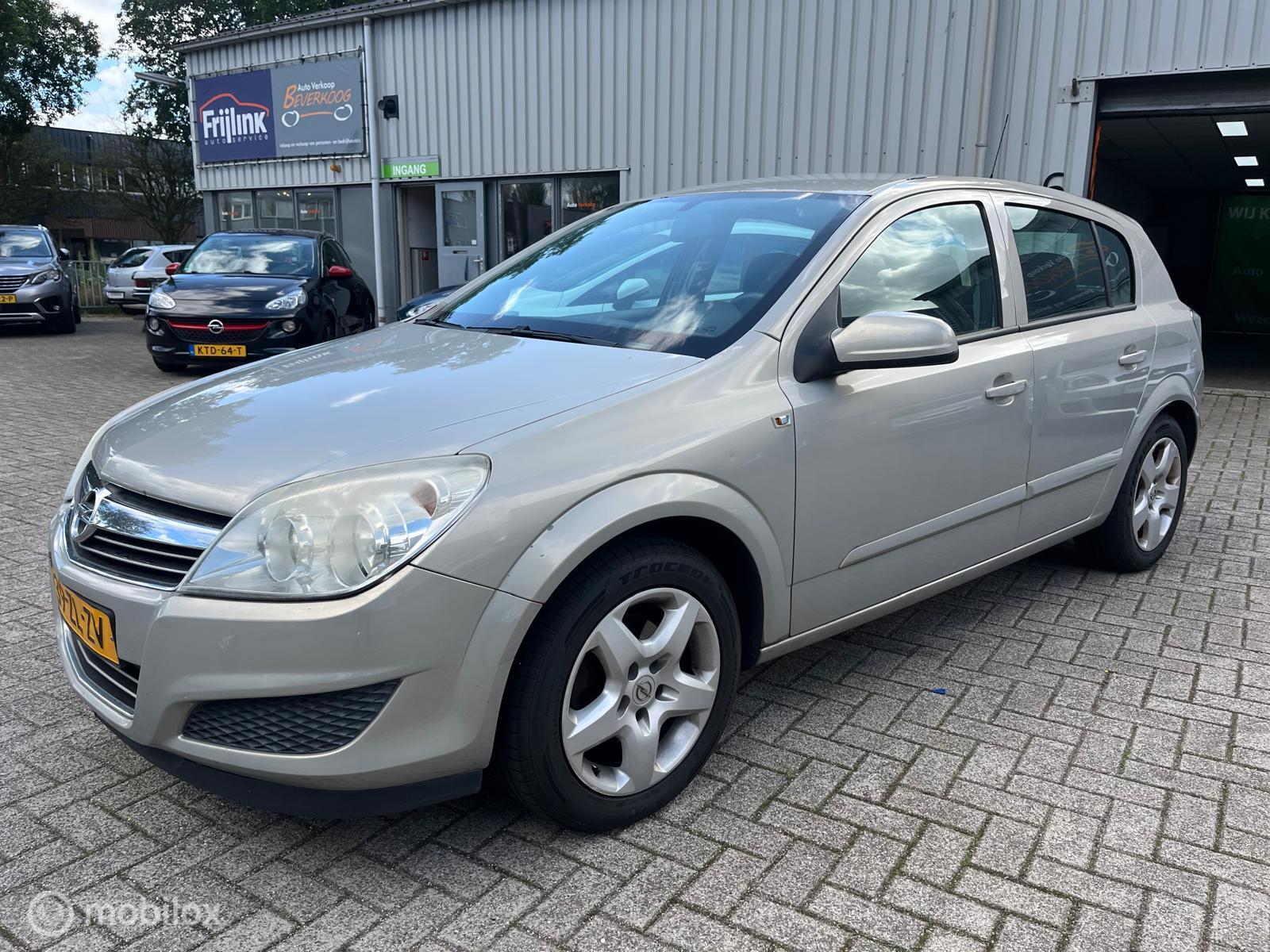 Opel Astra 1.6 Business 2008 - voorkant