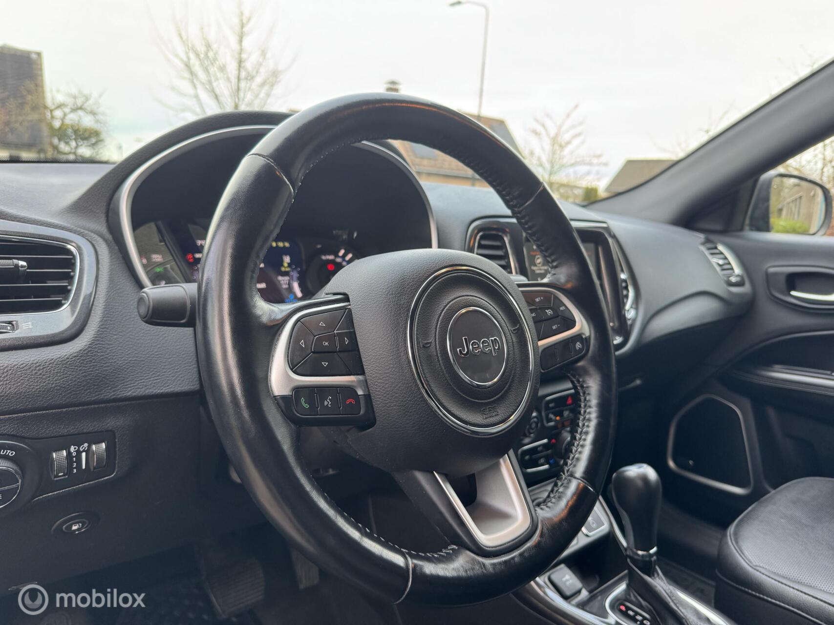 Foto van Jeep Compass