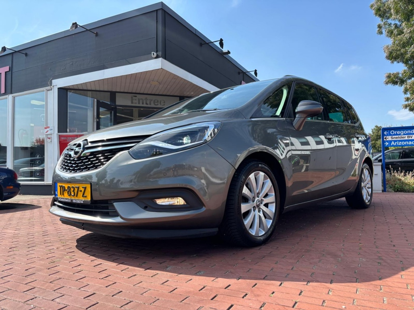 Foto van Opel Zafira Tourer