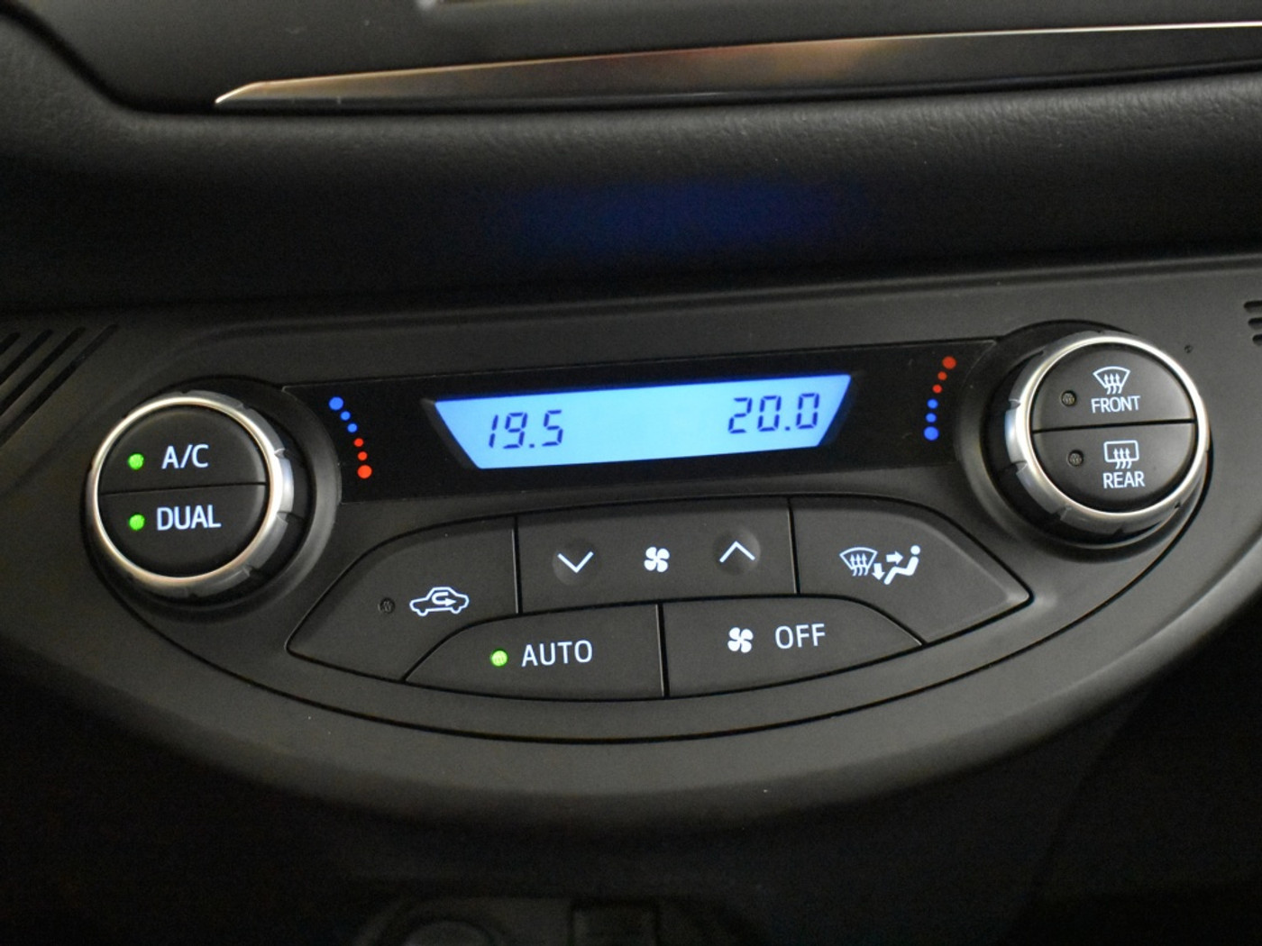 Foto van Toyota Toyota Yaris Hybrid