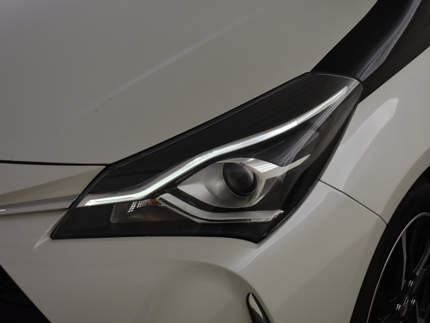 Foto van Toyota Toyota Yaris Hybrid