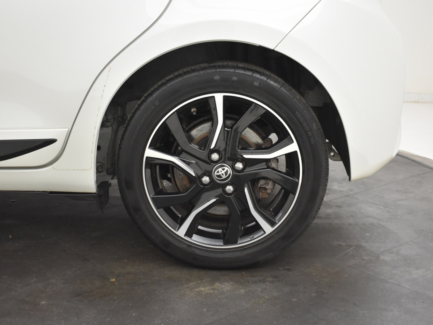Foto van Toyota Toyota Yaris Hybrid