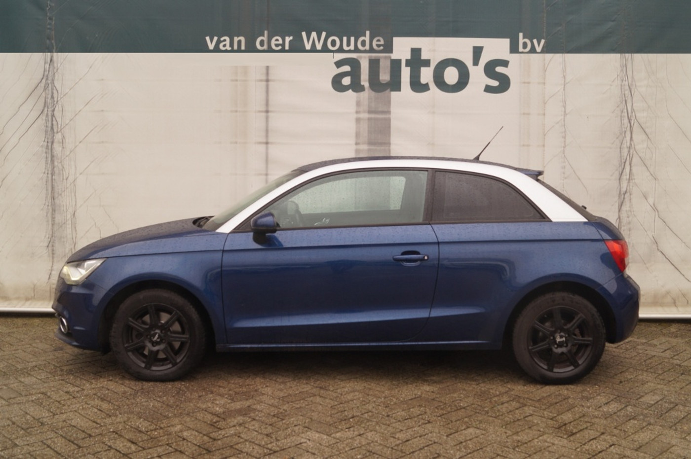 Audi Audi A1 1.4 TFSI 122pk Ambition ProLine Business -NAVI-XENON-AIRCO- 2010 - voorkant