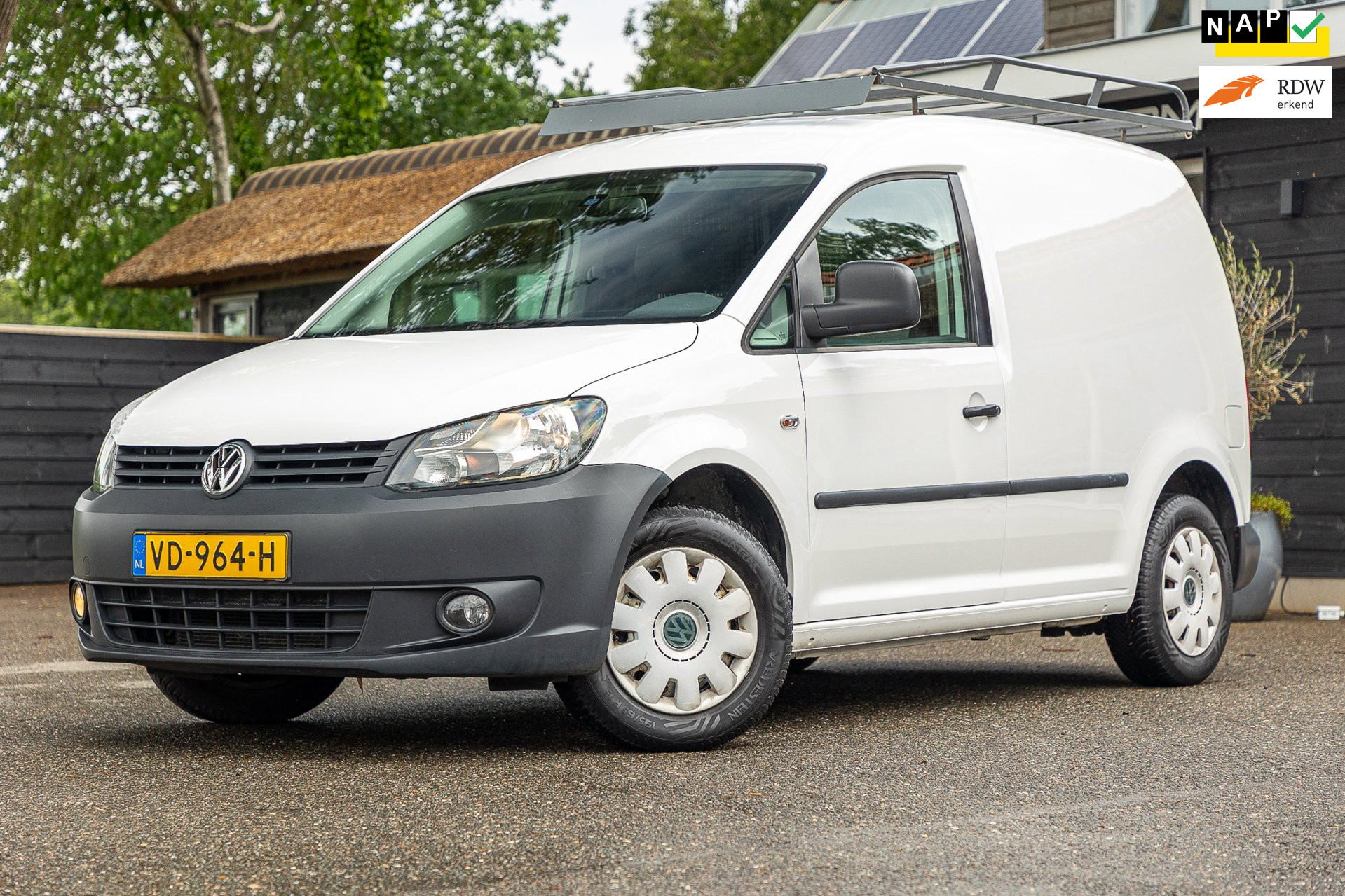 Volkswagen Caddy 1.6 TDI Trekhaak I Imperiaal I Airco I Cruise I Elektrisch bedienbare ramen I Kasten I NL Auto I NAP 2013 - voorkant