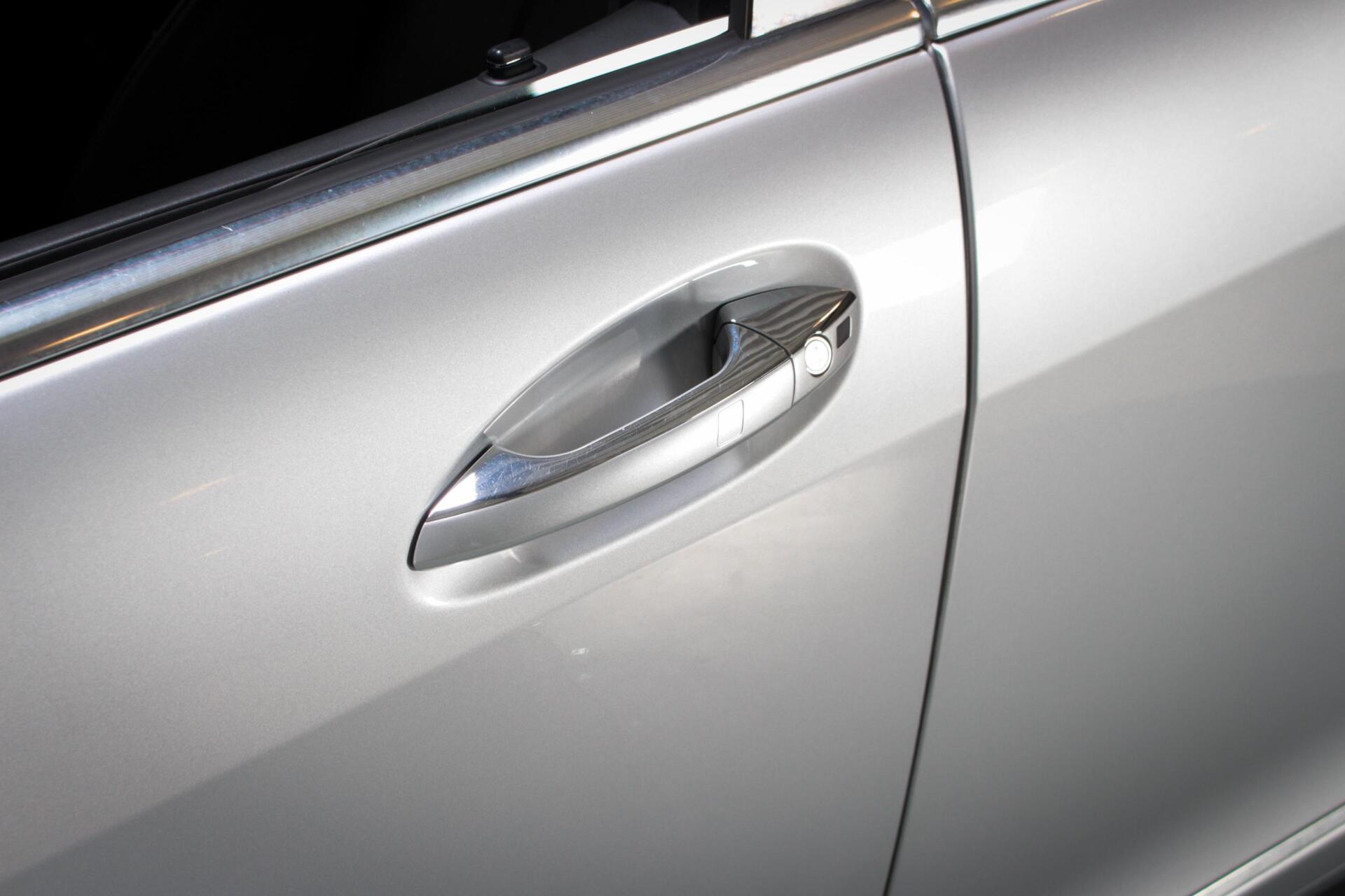 Foto van Mercedes-Benz S 500