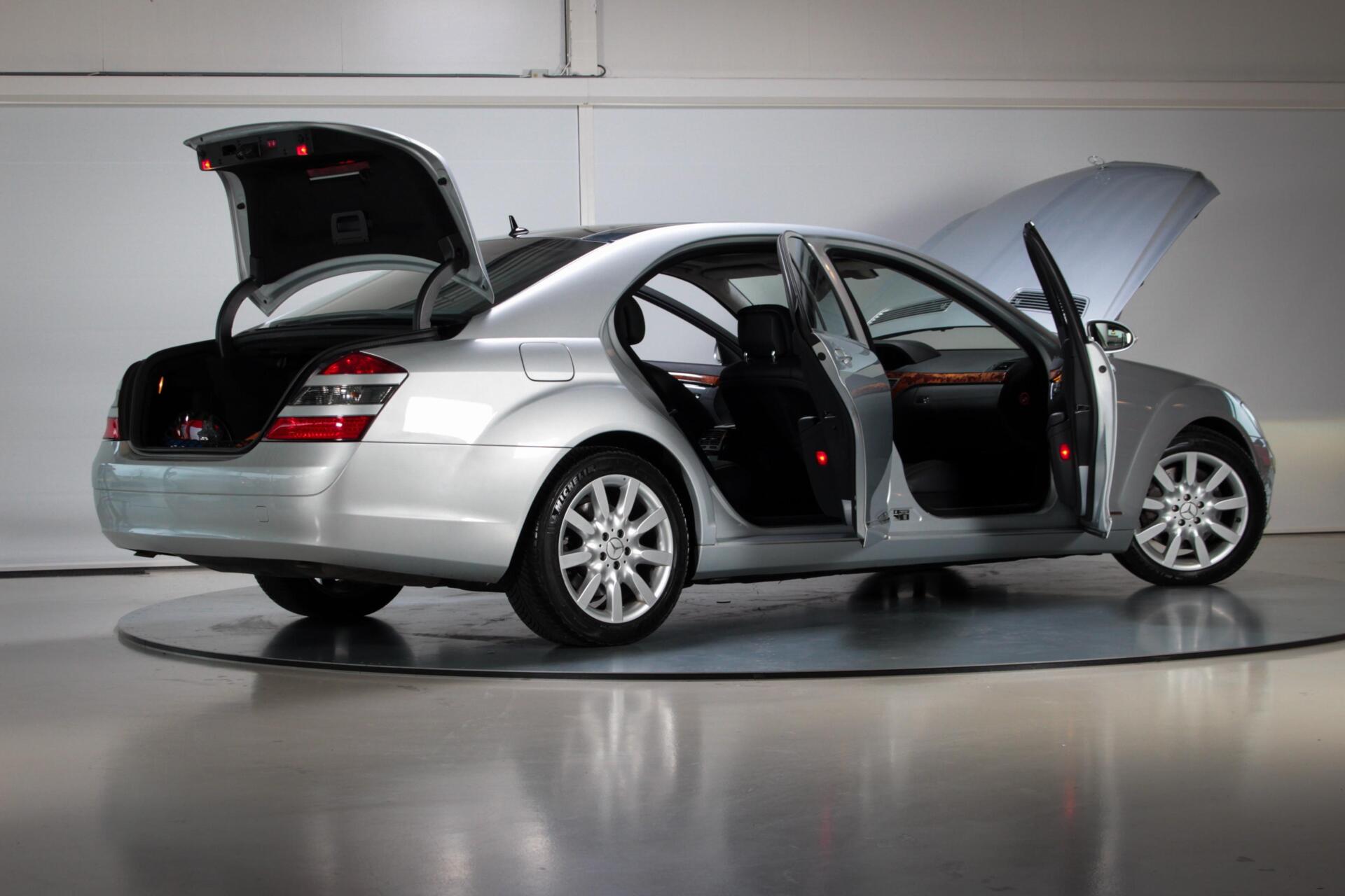 Foto van Mercedes-Benz S 500