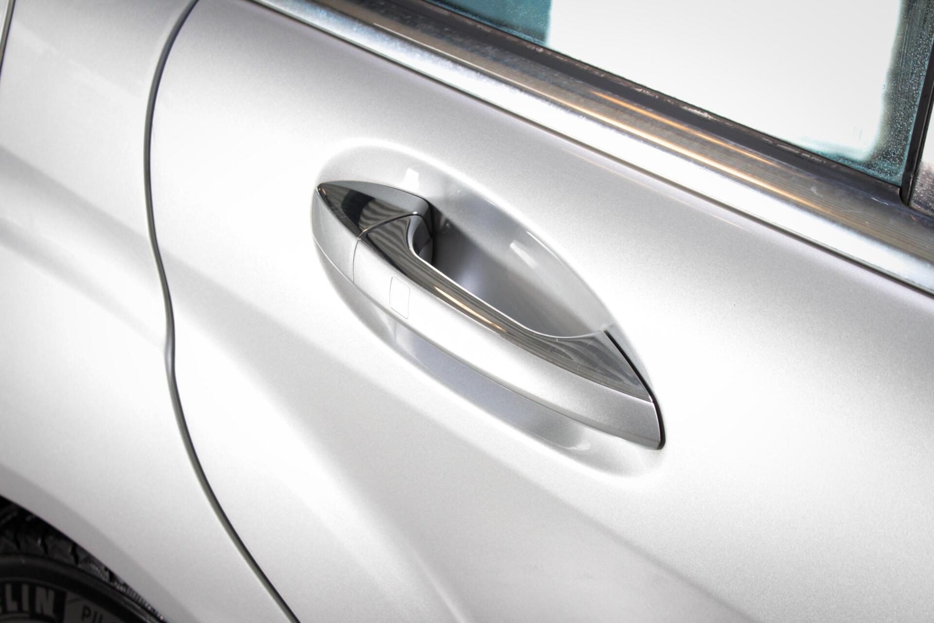 Foto van Mercedes-Benz S 500