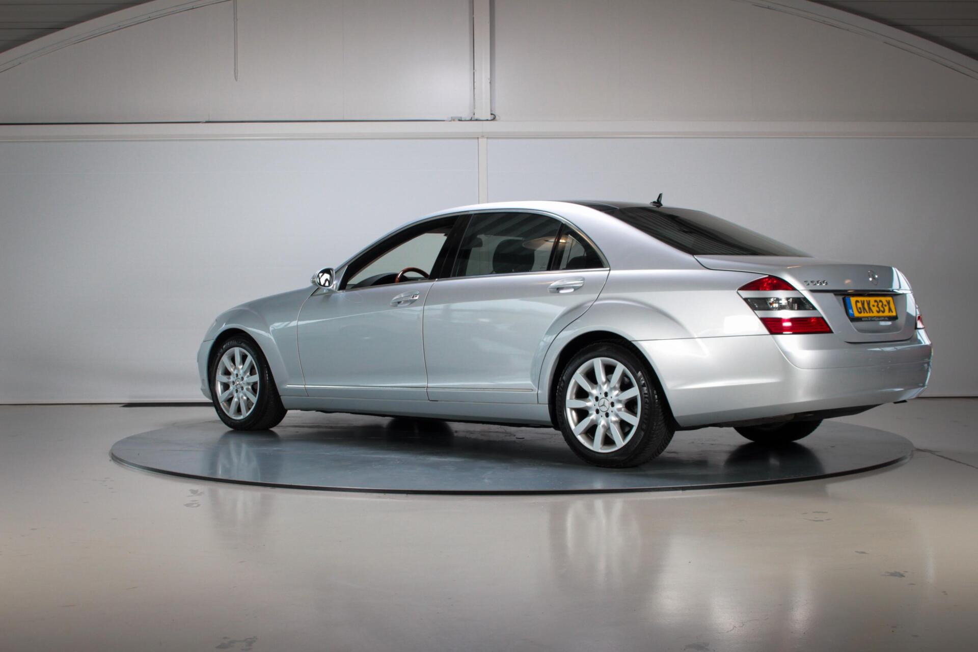 Foto van Mercedes-Benz S 500