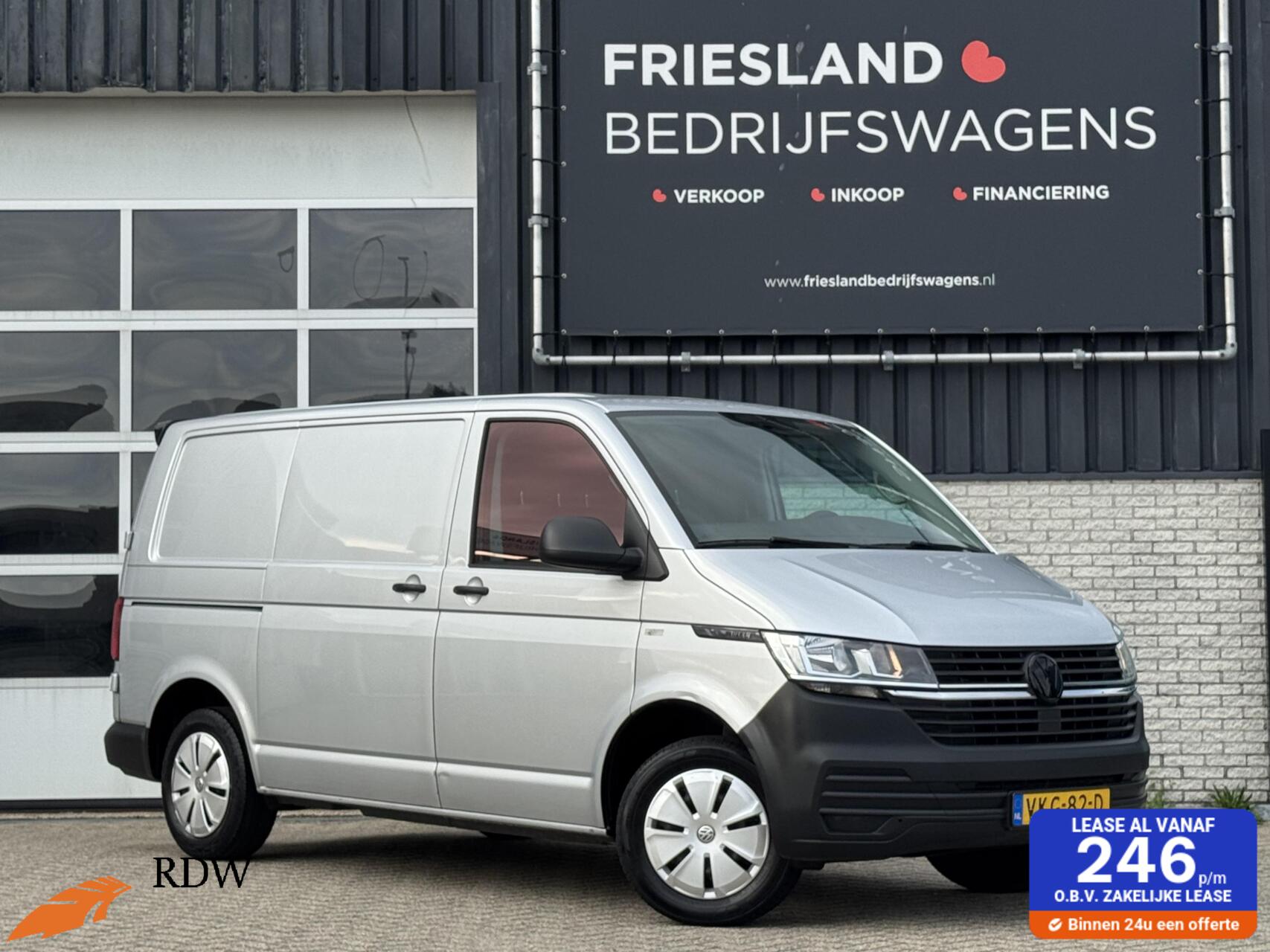 Volkswagen Transporter 2.0 TDI 110pk 26 Comfortline Trekhaak/Cruise/PDC/Airco 2021 - voorkant
