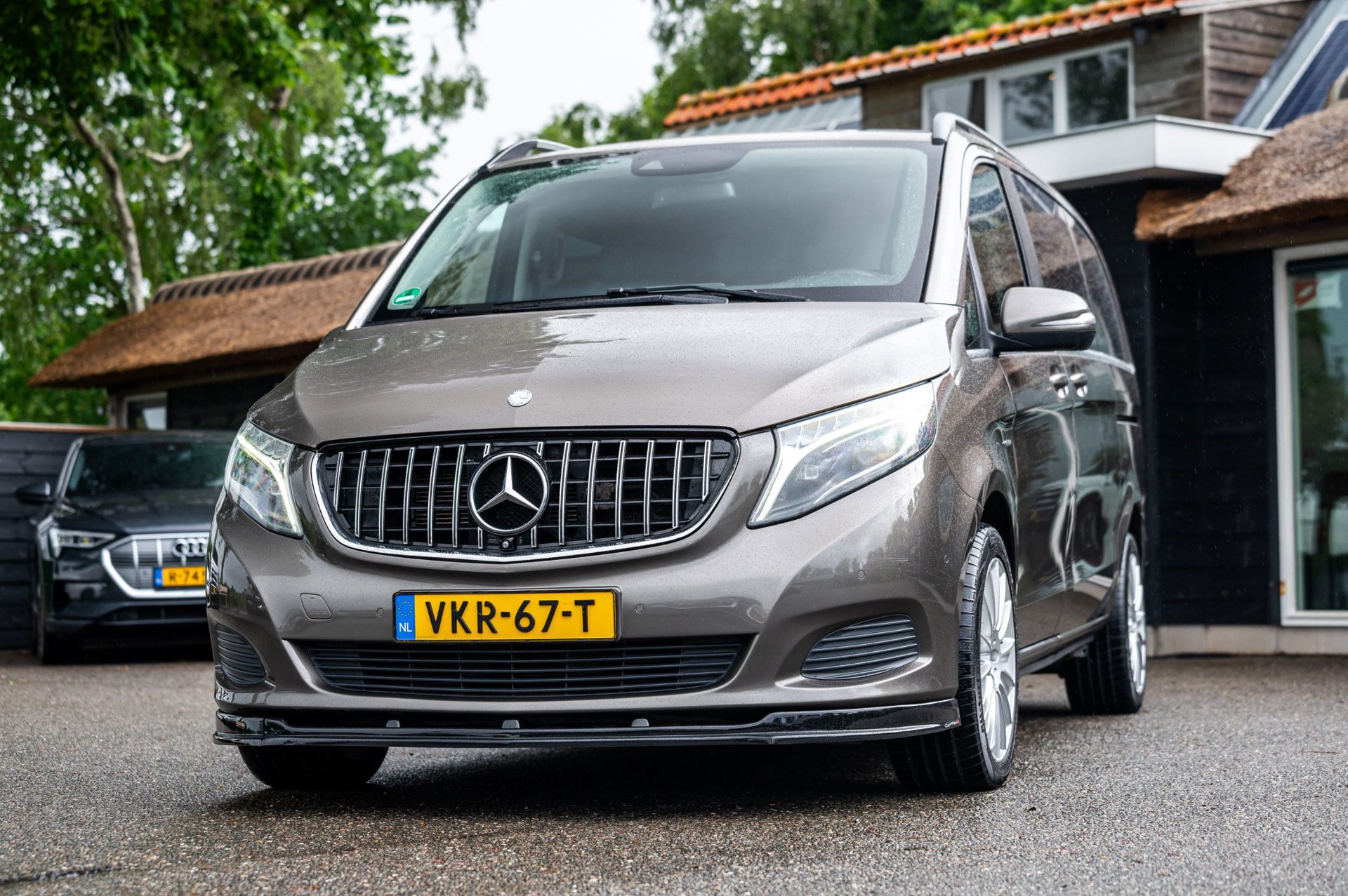 Foto van Mercedes-Benz V-klasse
