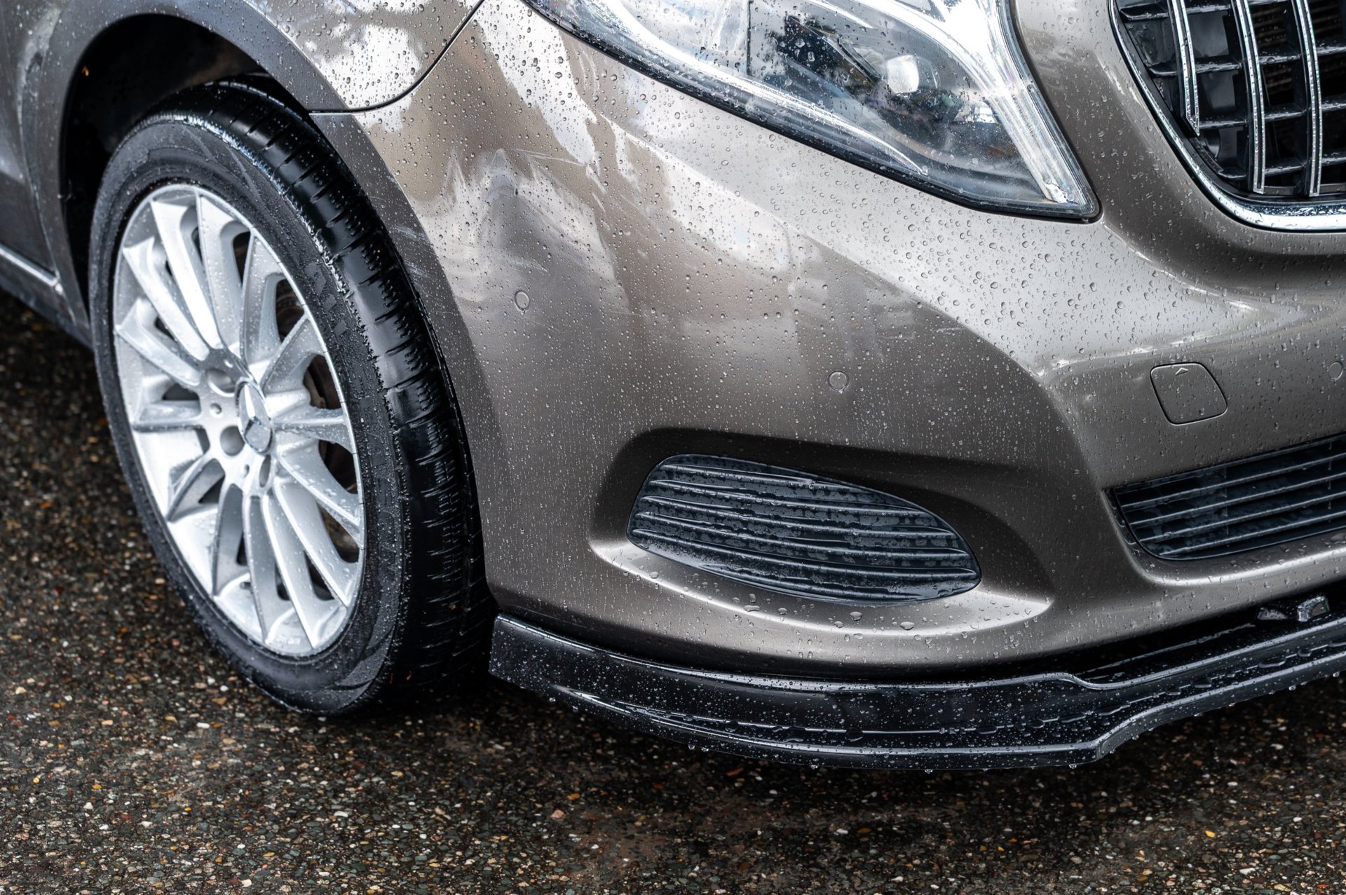 Foto van Mercedes-Benz V-klasse