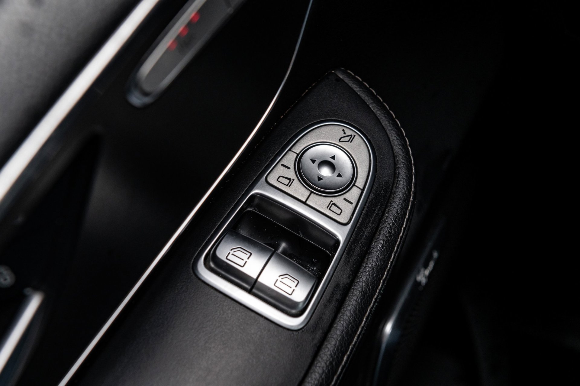 Foto van Mercedes-Benz V-klasse