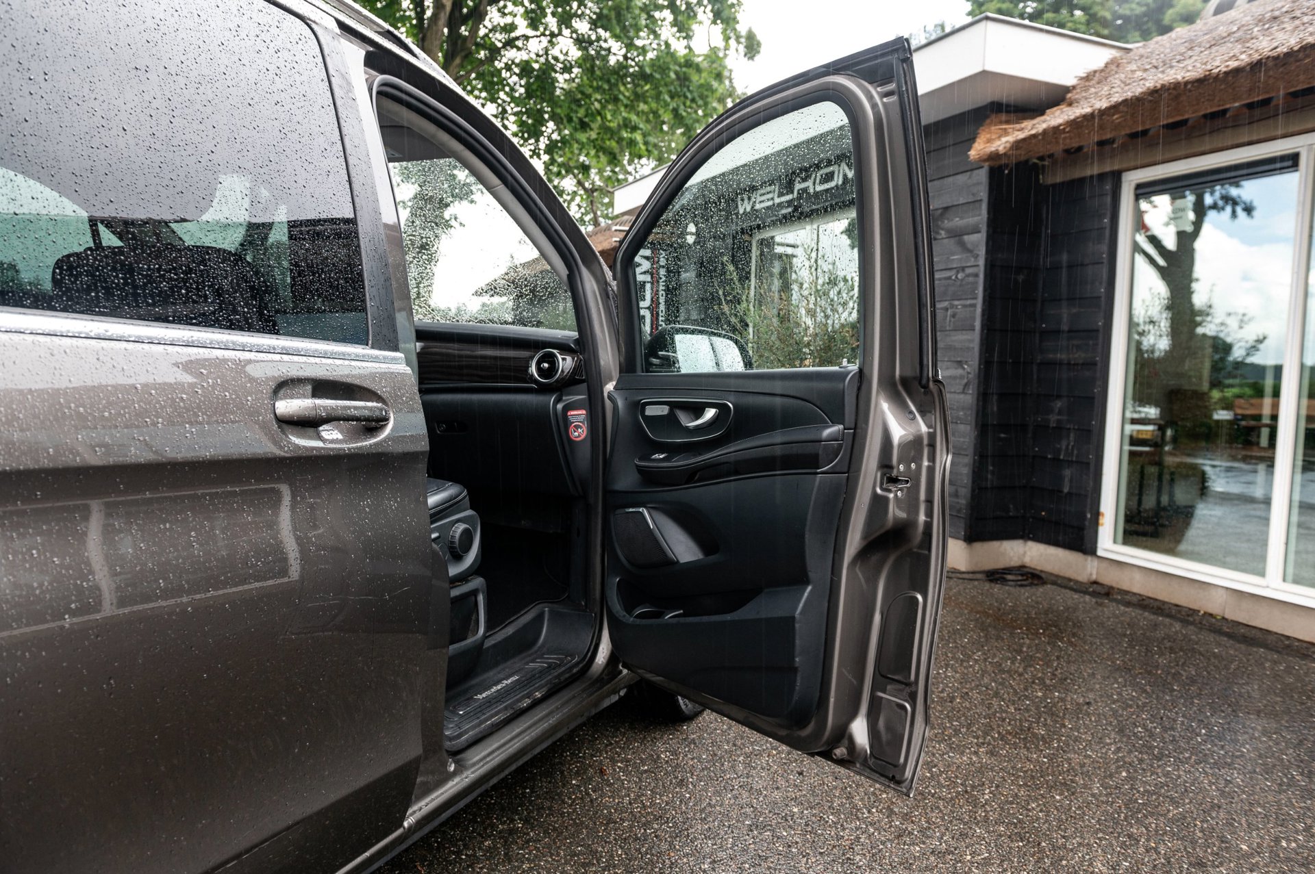 Foto van Mercedes-Benz V-klasse