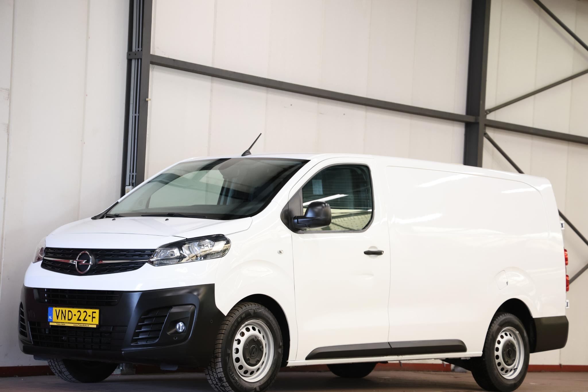 Opel Vivaro 1.5 CDTI L3H1 EXTRA LANG 2021 - voorkant