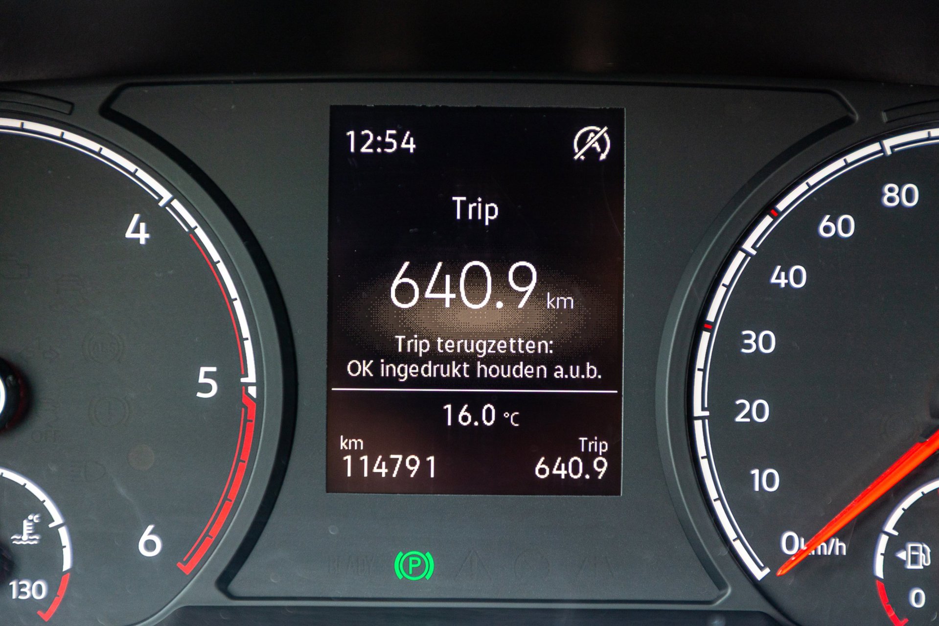 Foto van Volkswagen Caddy Modified Partition Wall