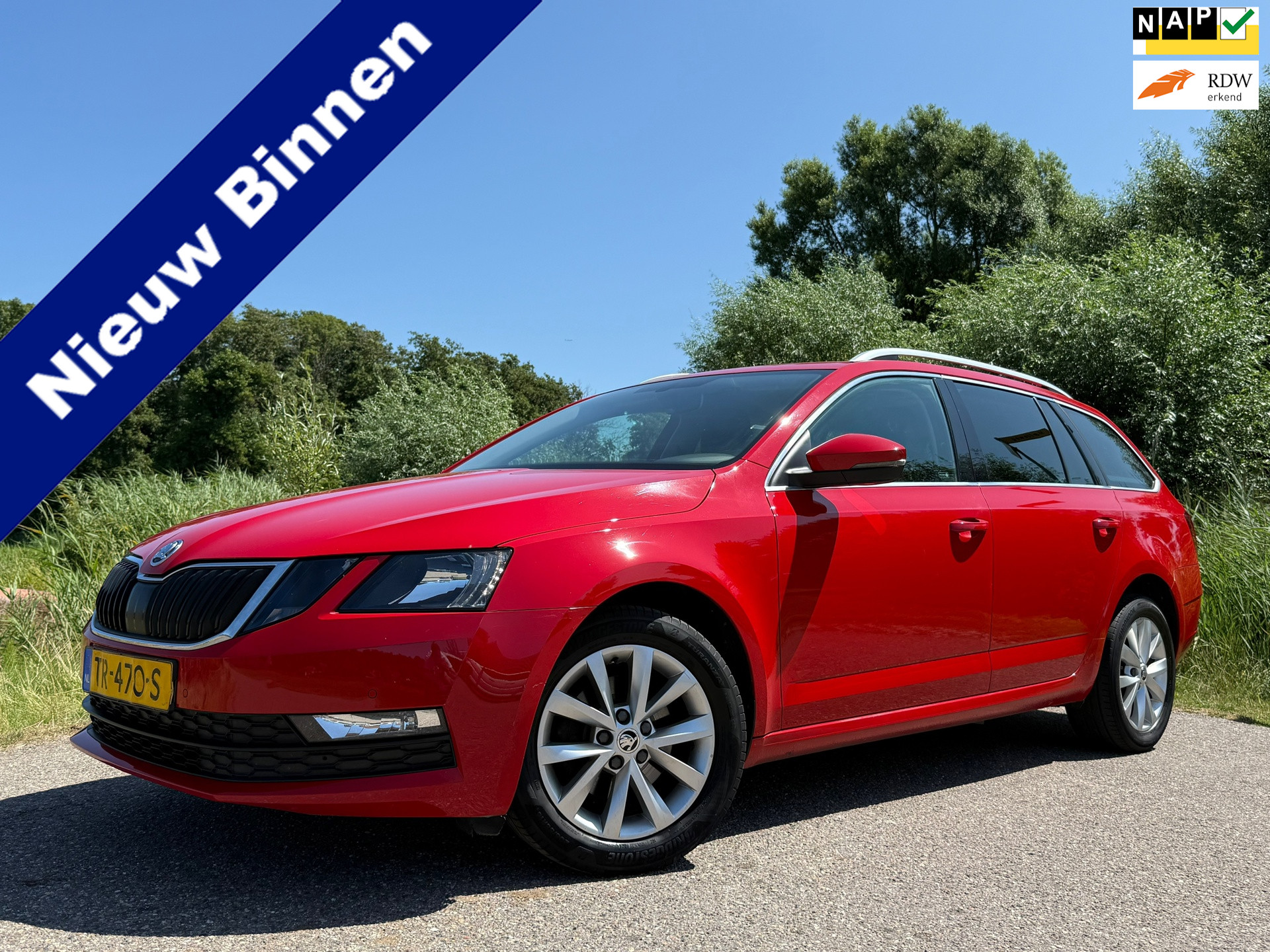 Skoda Octavia 1.0 TSI Greentech Ambition Business / BTW Auto / Navigatie / Stoelverwarming / PDC / Climate Control 2018 - voorkant