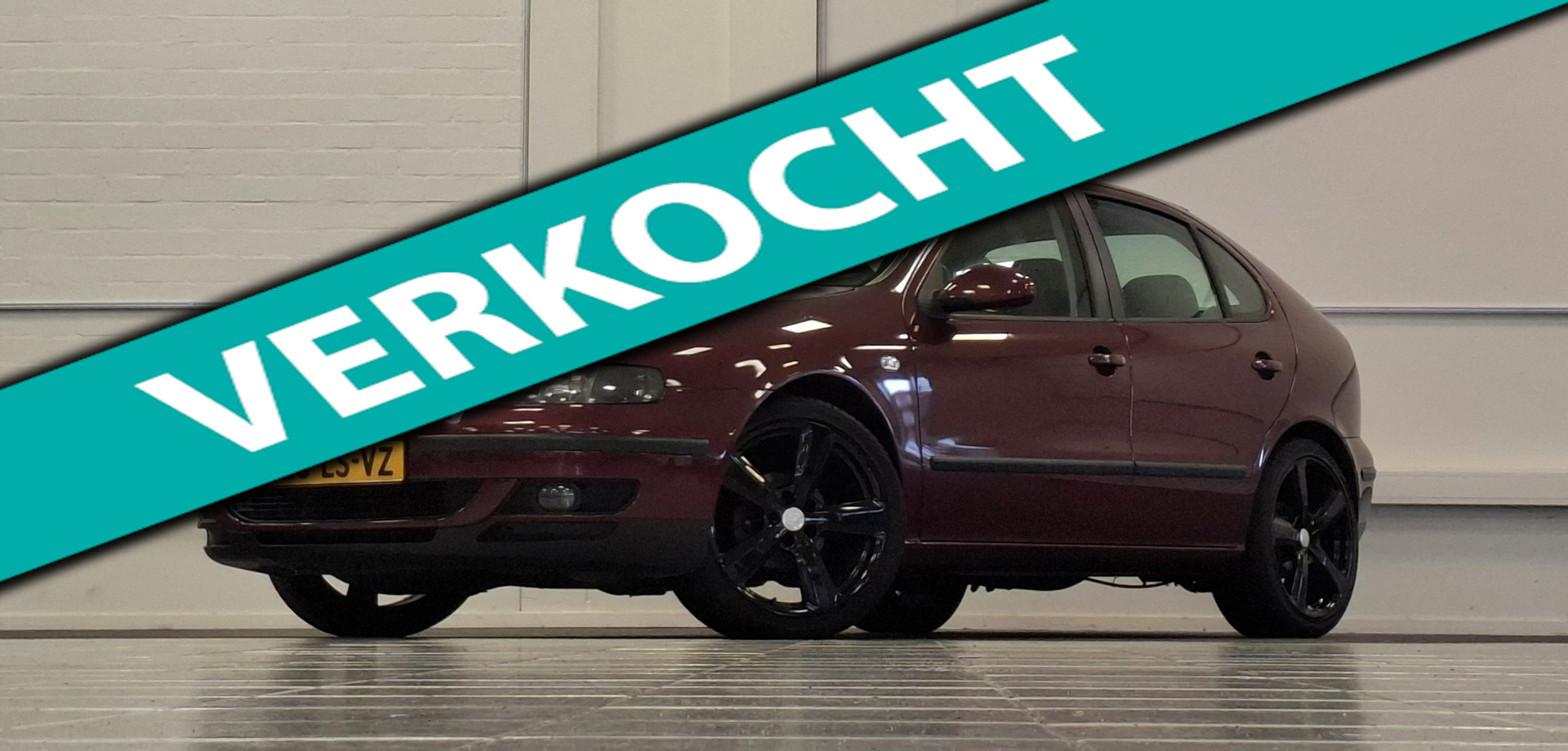 Seat Leon 1.6i 16V Sport Airco 18" LM velgen 7' kleurenscherm Mooi! 2003 - voorkant