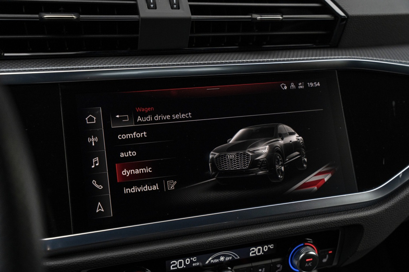 Foto van Audi Q3 Sportback E-tron
