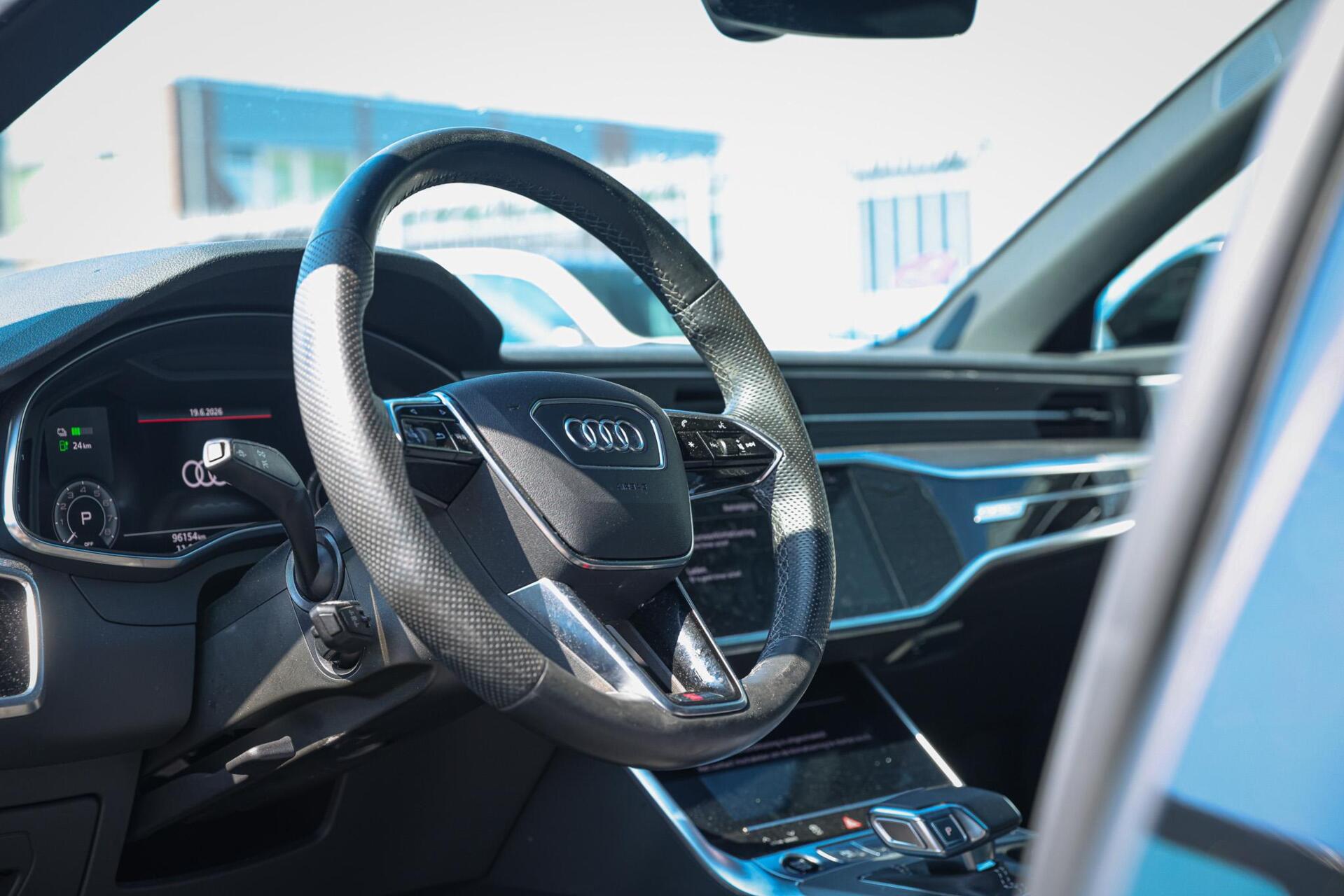 Foto van Audi A6 Avant 55 TFSI E