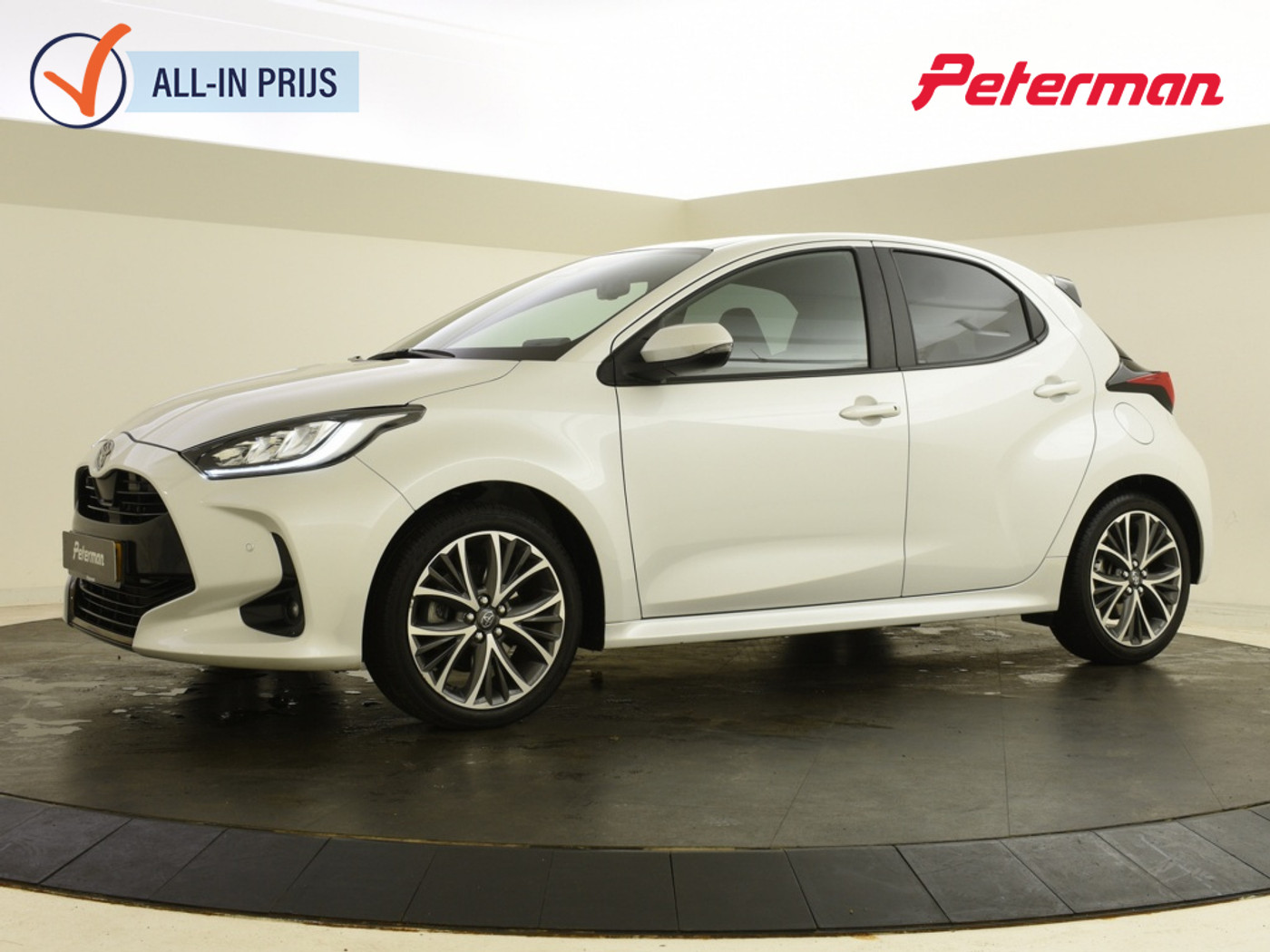 Toyota Toyota Yaris 1.5 Hybrid 130 Executive | JBL | PDC V+A | Head Up 2024 - voorkant