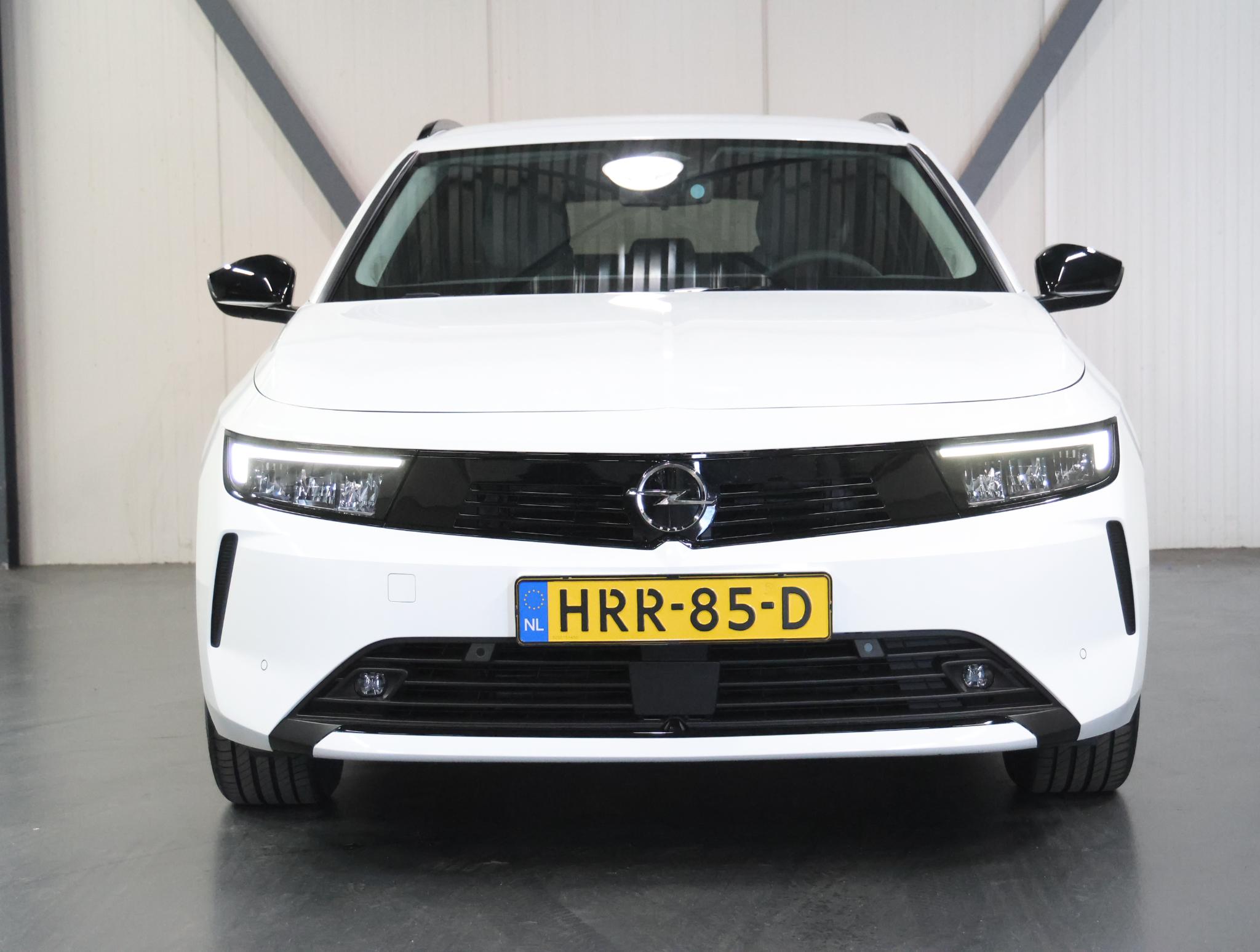 Foto van Opel Astra Sports Tourer