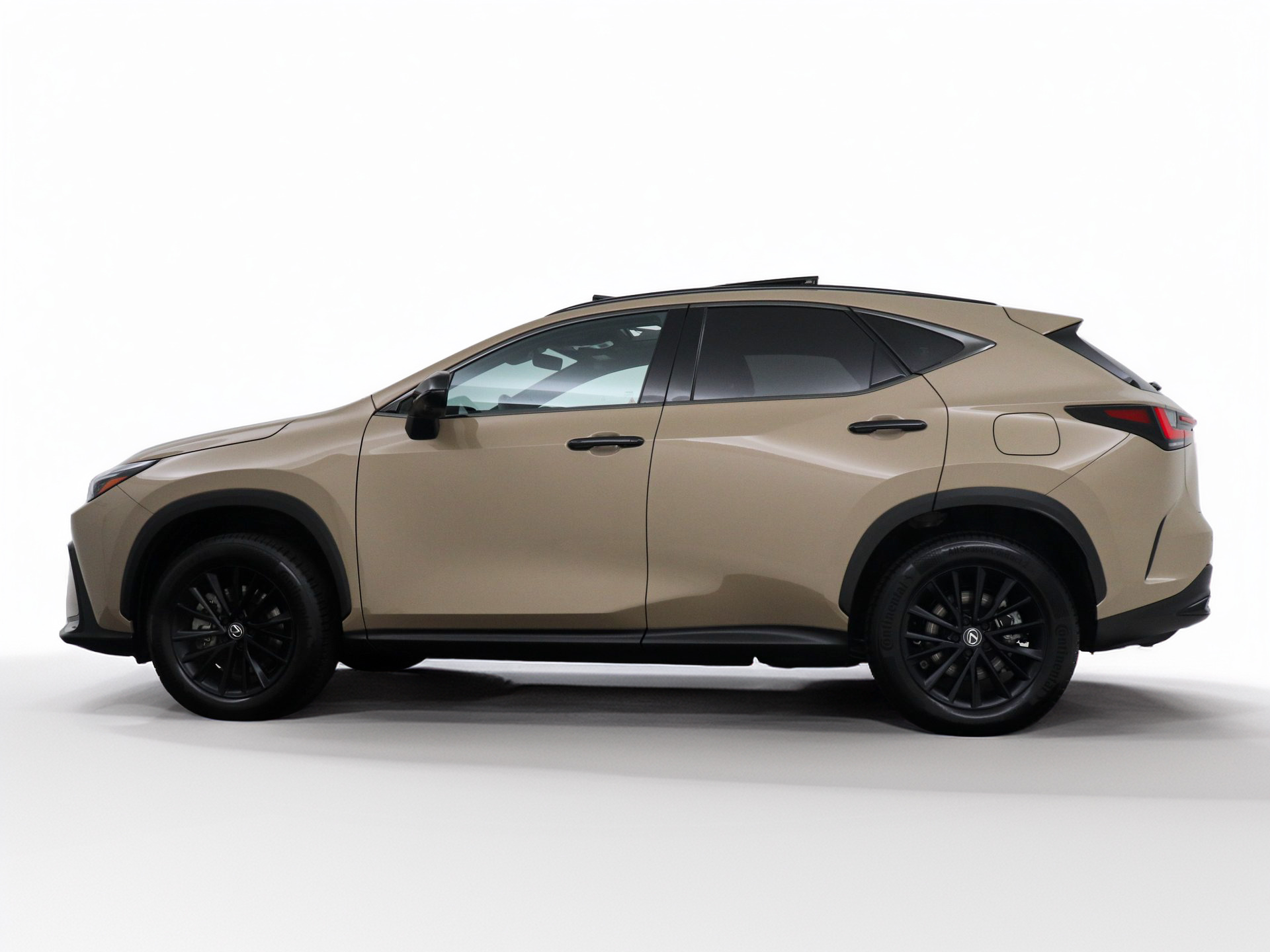 Foto van Lexus Lexus Nx450h+