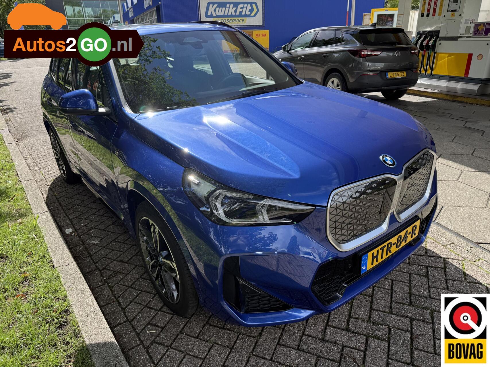 Foto van BMW Ix1