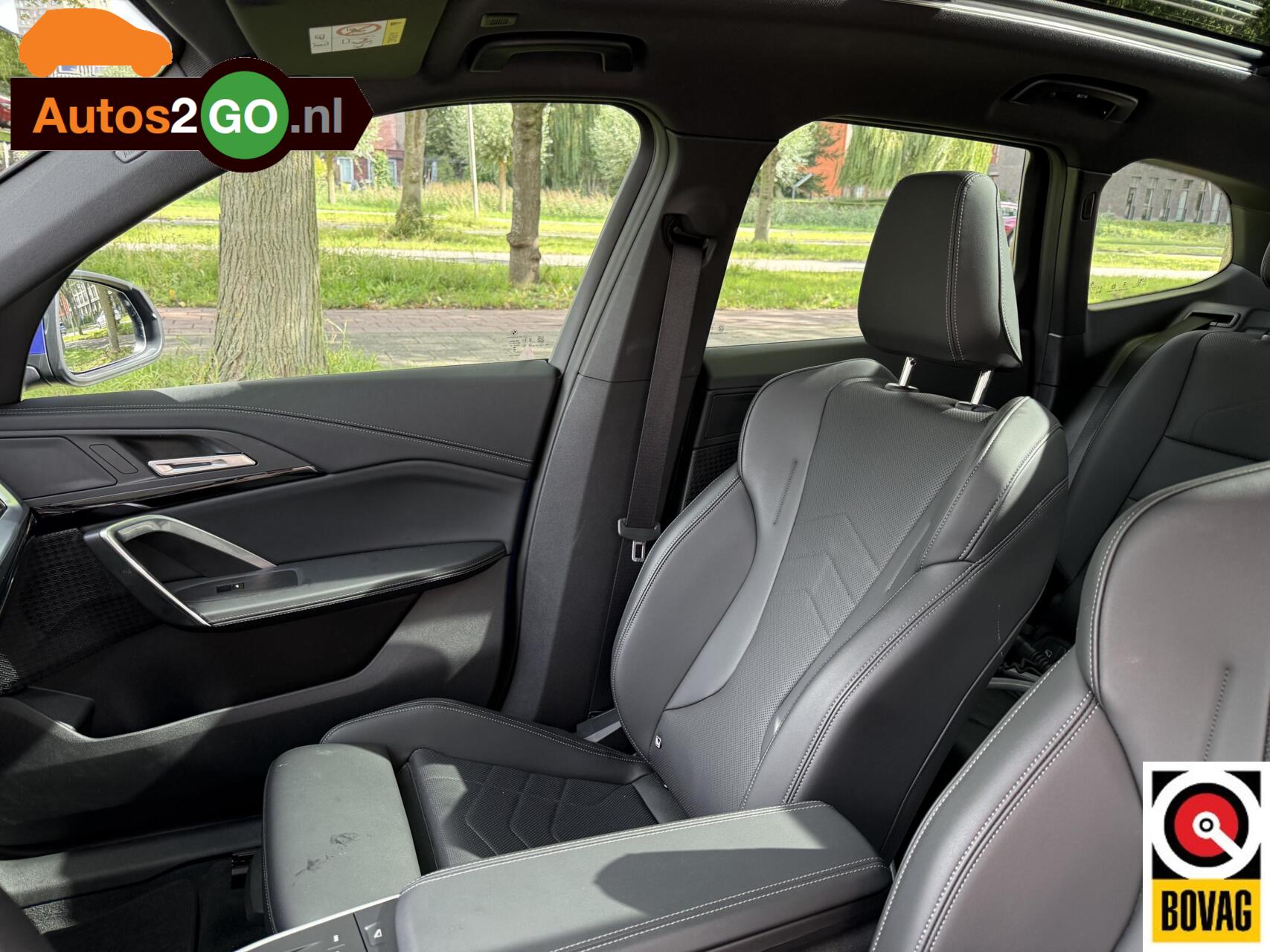 Foto van BMW Ix1