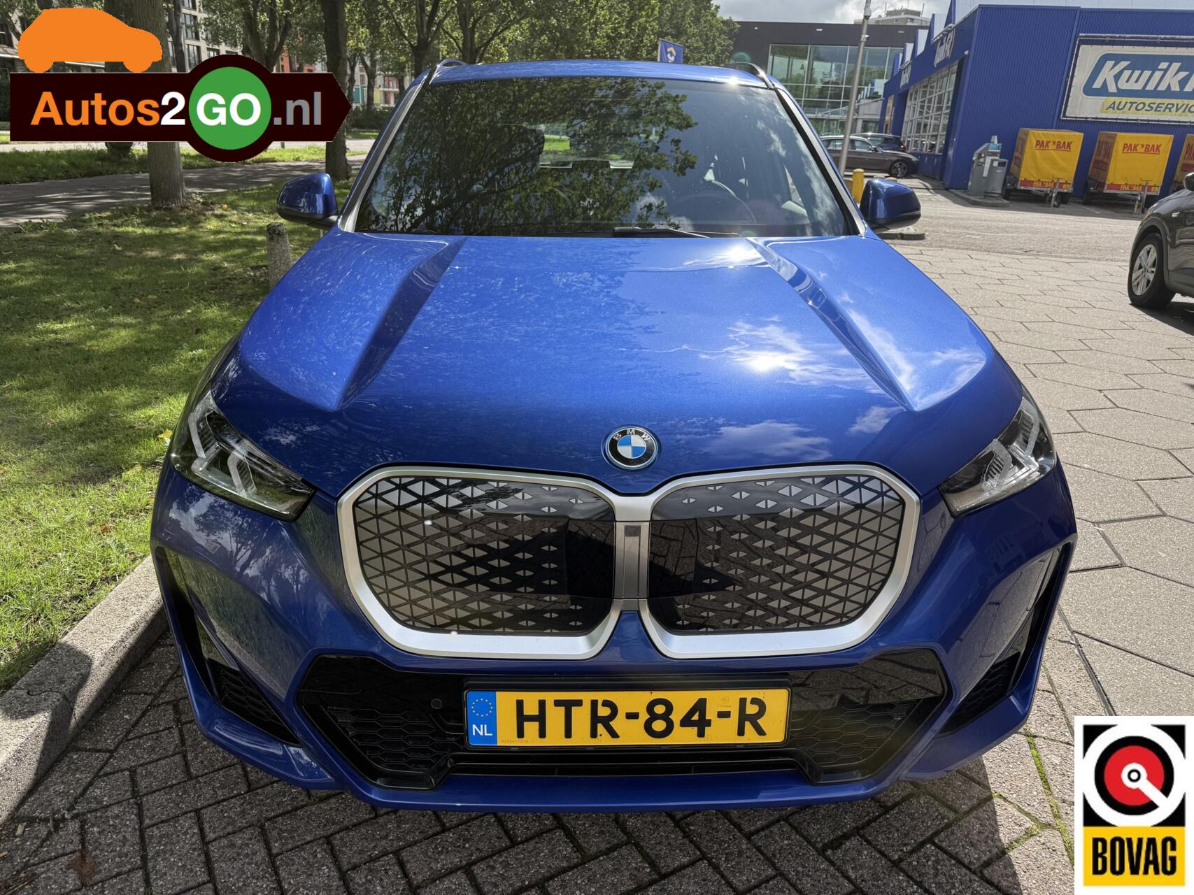 Foto van BMW Ix1