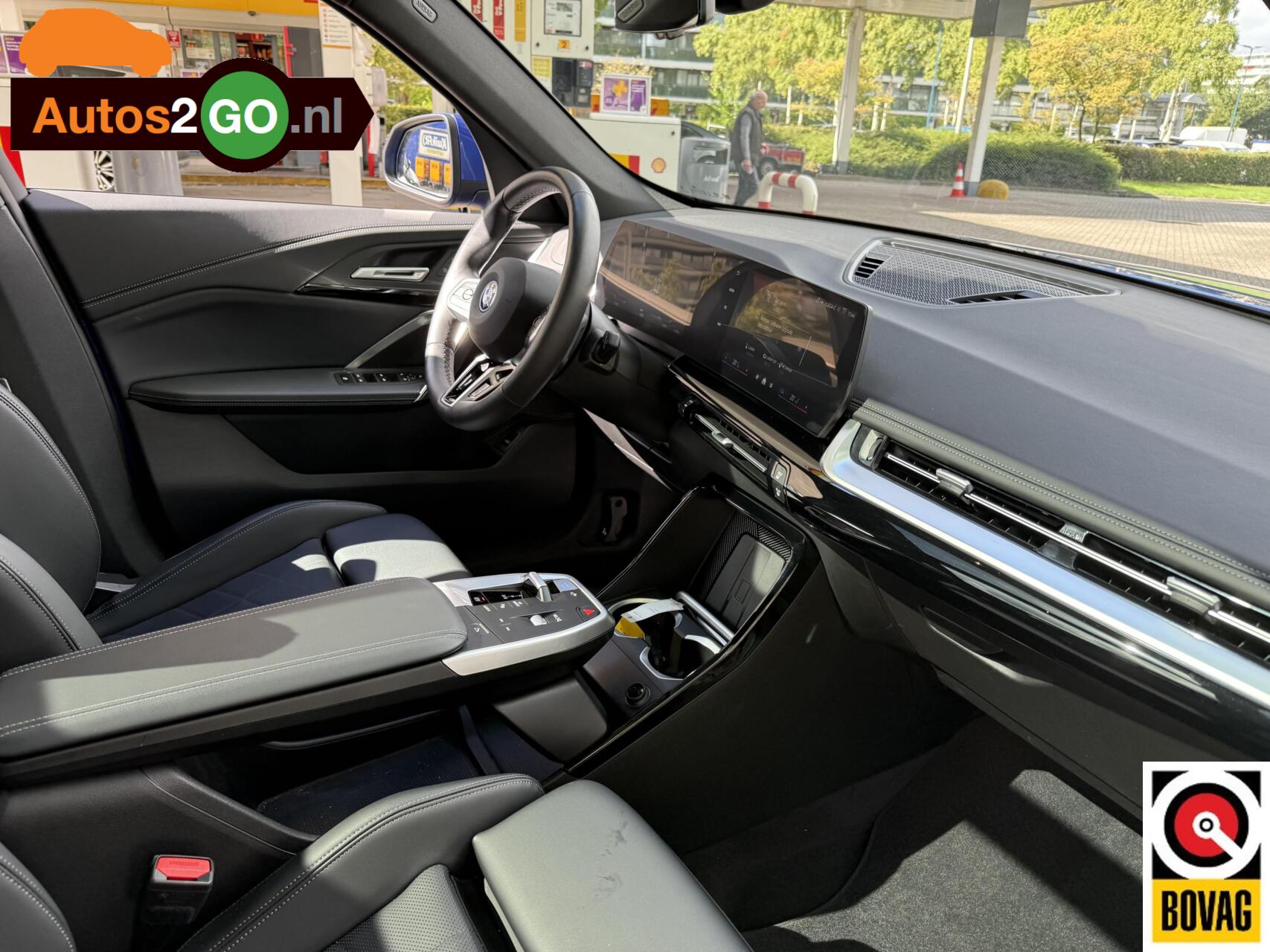 Foto van BMW Ix1