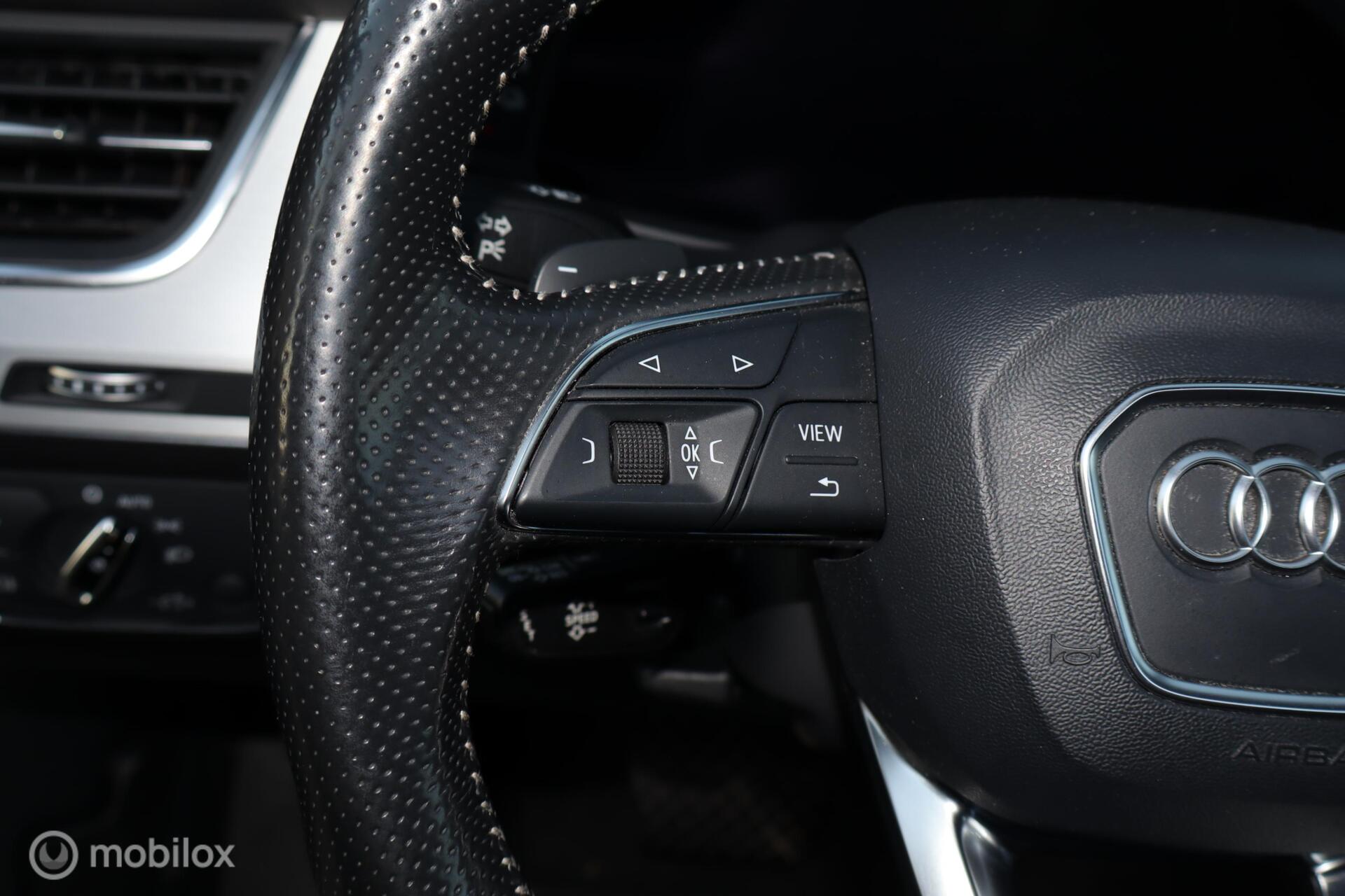 Foto van Audi Q7 E-tron