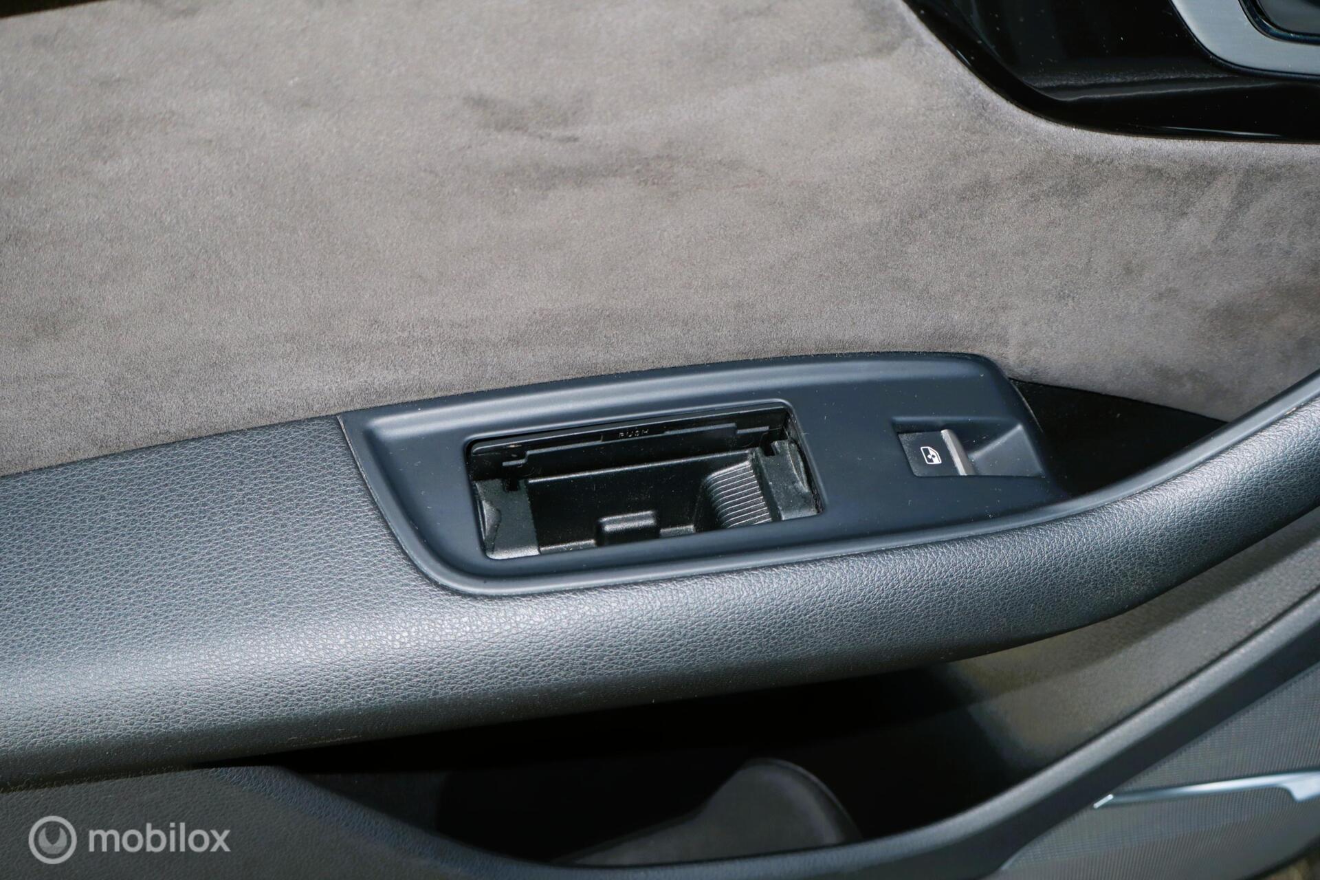 Foto van Audi Q7 E-tron